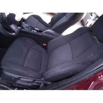 ASIENTO DELANTERO IZQUIERDO 