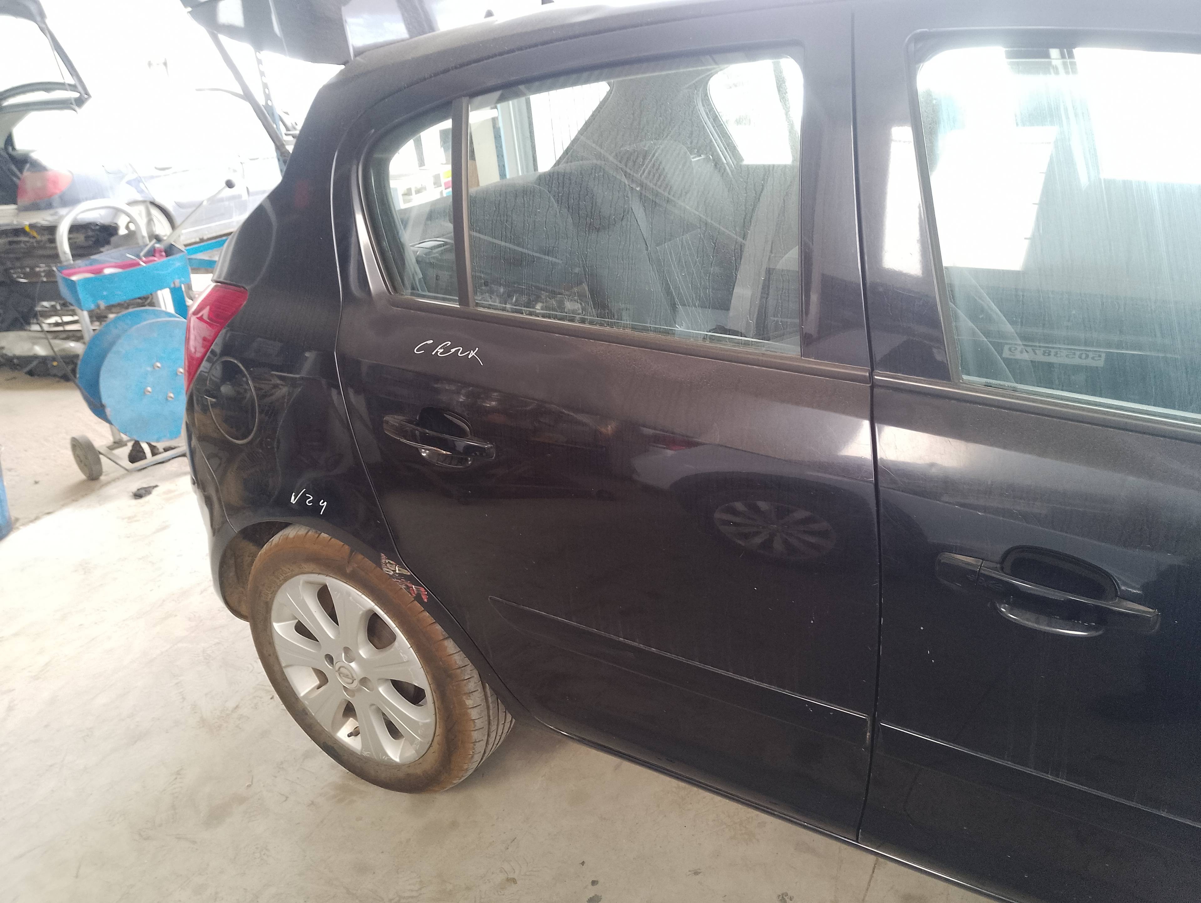 Recambio de puerta trasera derecha para opel corsa d cosmo referencia OEM IAM   