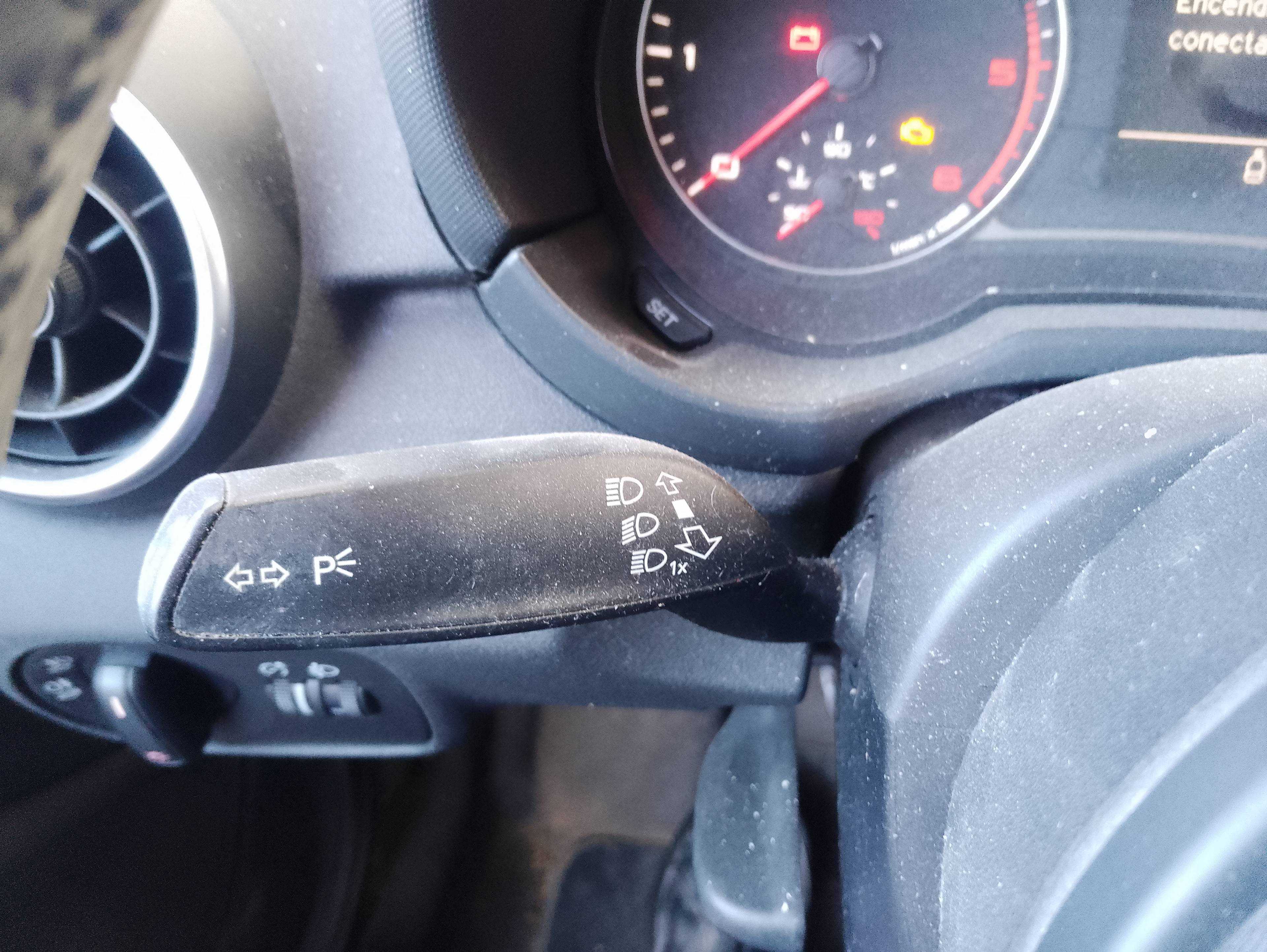 Recambio de mando intermitentes para audi a1 (8x) ambition referencia OEM IAM   