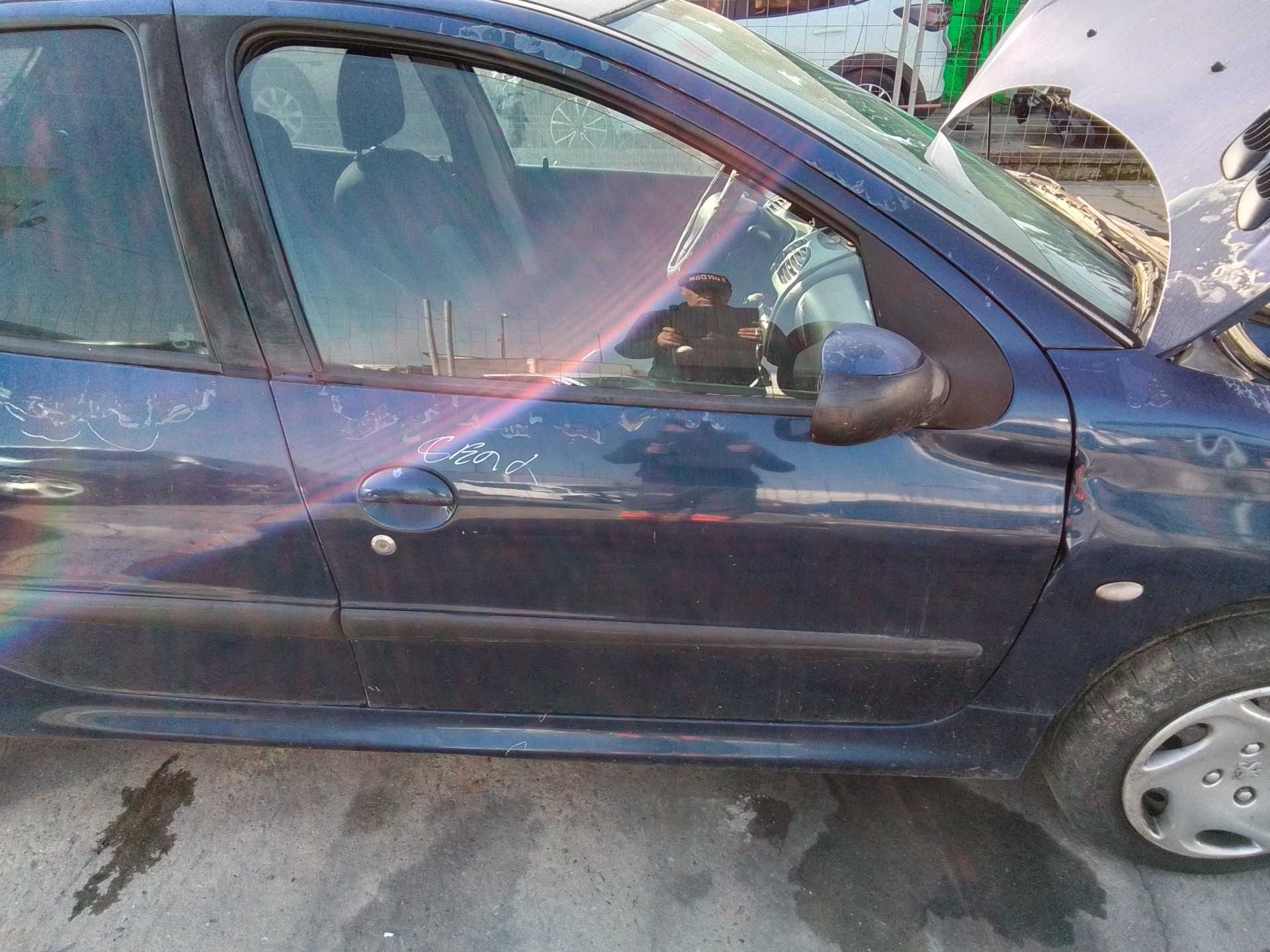 Recambio de puerta delantera derecha para peugeot 206 berlina x-line referencia OEM IAM   