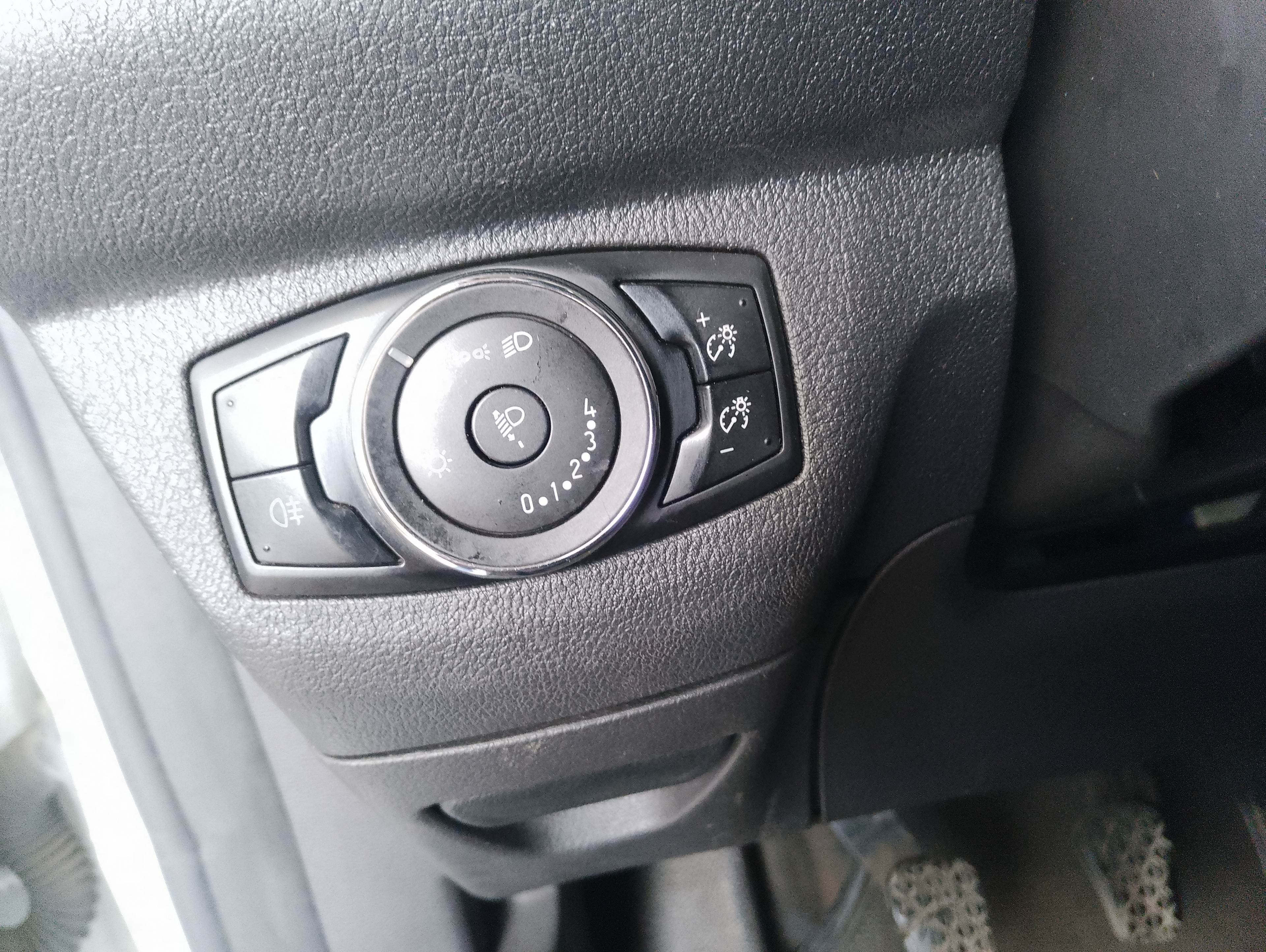 Recambio de mando luces para ford transit courier combi ambiente referencia OEM IAM   