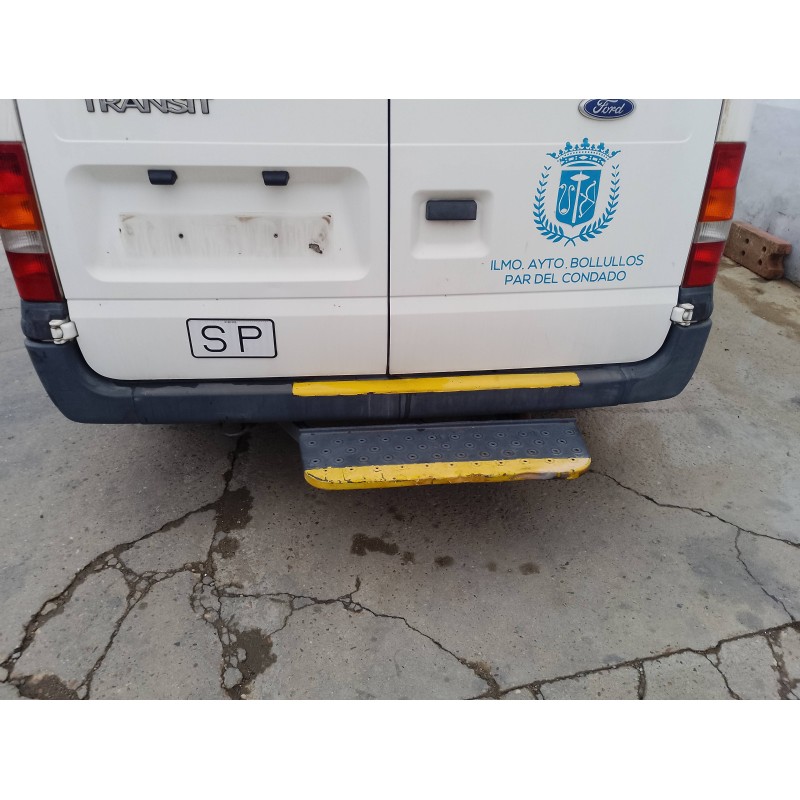 Recambio de paragolpes trasero para ford transit mod. 2000 bus referencia OEM IAM   