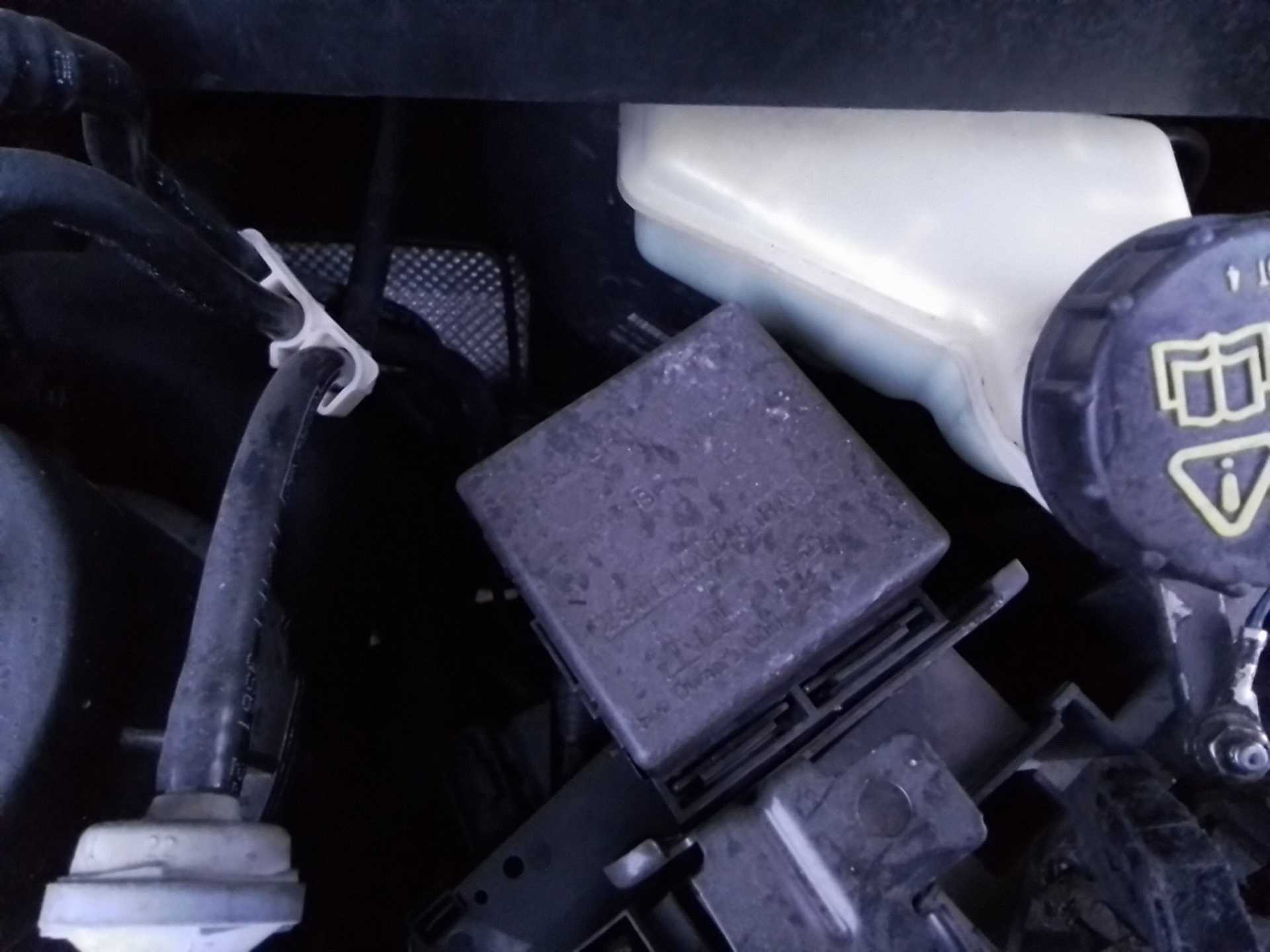 Recambio de caja reles / fusibles para ford fusion (cbk) ambiente referencia OEM IAM   