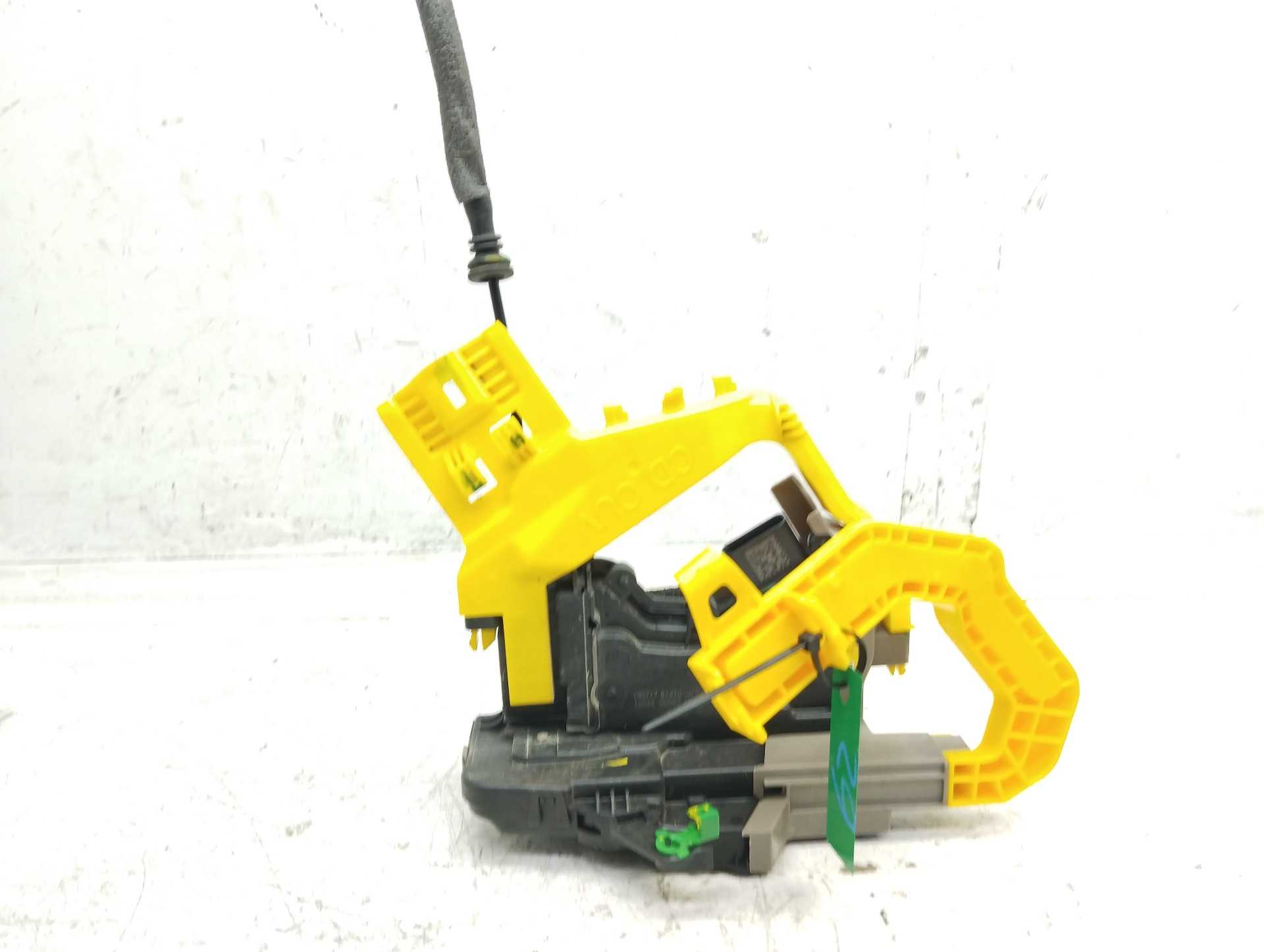 Recambio de cerradura puerta trasera izquierda para kia xceed drive referencia OEM IAM 81410J7300  