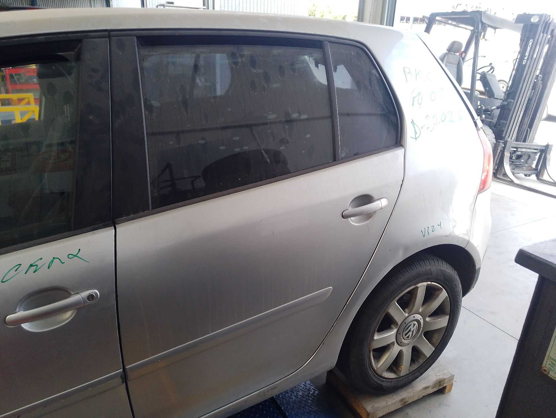 Recambio de puerta trasera izquierda para volkswagen golf v (1k1) 1.9 tdi referencia OEM IAM   