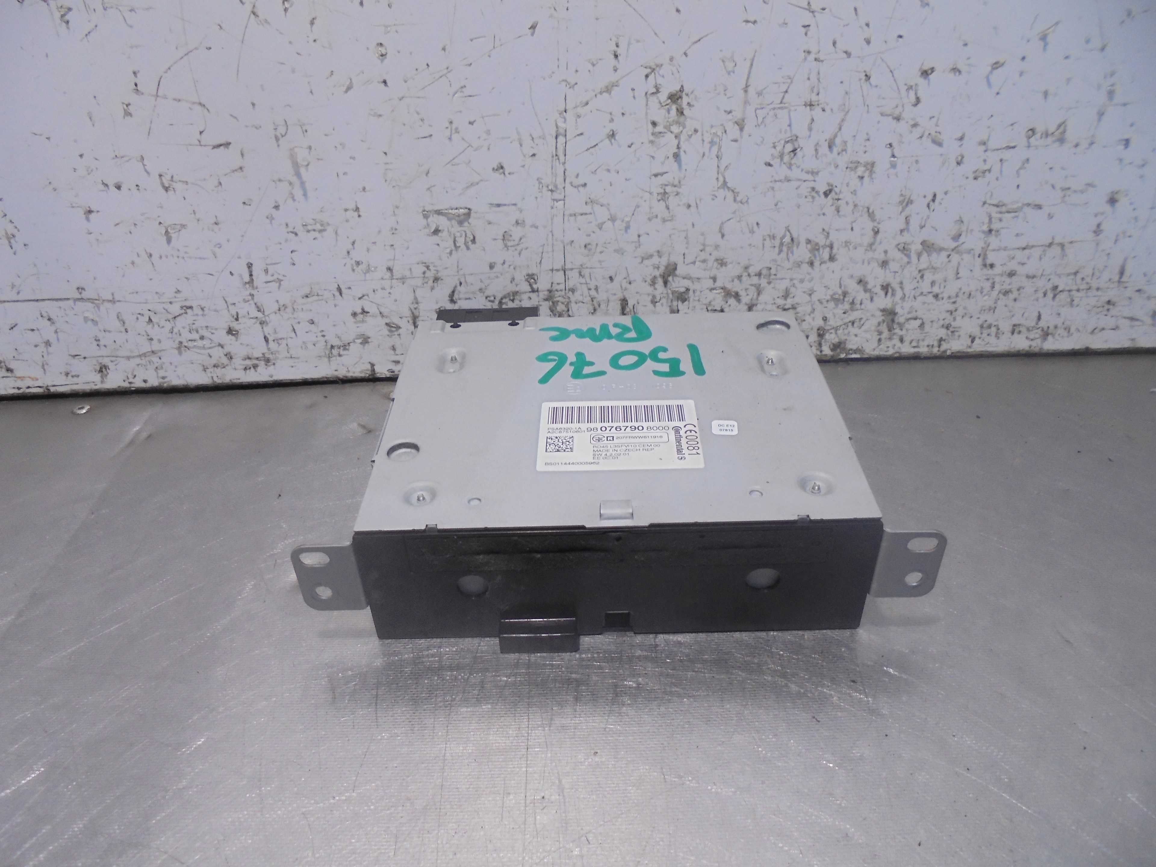 Recambio de sistema audio / radio cd para peugeot 308 sw access referencia OEM IAM  CONTINENTAL 