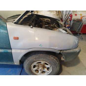 Recambio de aleta delantera derecha para nissan terrano ii (r20) 2.7 td 4wd referencia OEM IAM 631000F032  