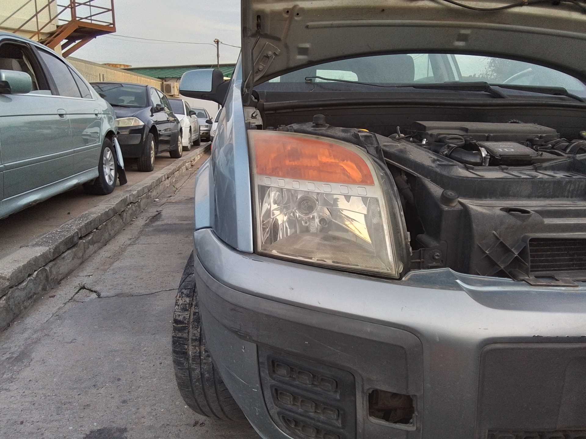 Recambio de faro derecho para ford fusion (cbk) ambiente referencia OEM IAM   