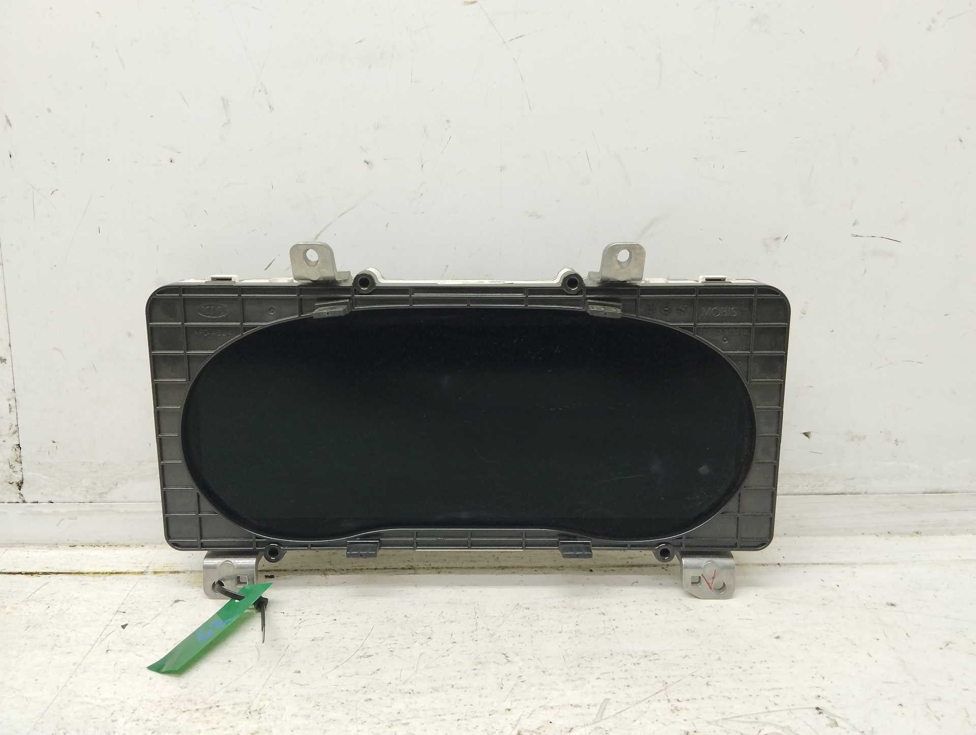 Recambio de cuadro instrumentos para kia xceed drive referencia OEM IAM 94043J7100 1908000103 J7940R1010