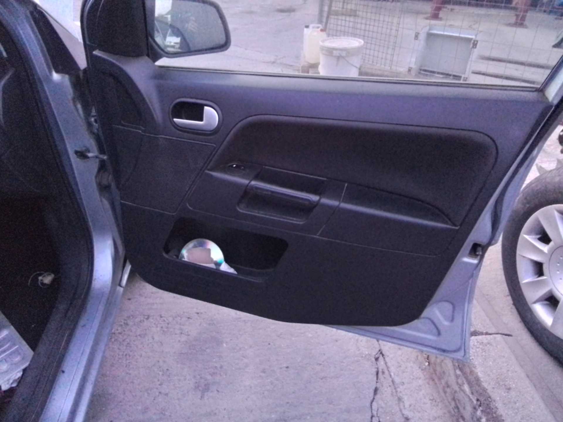 Recambio de guarnecido puerta delantera derecha para ford fusion (cbk) ambiente referencia OEM IAM   