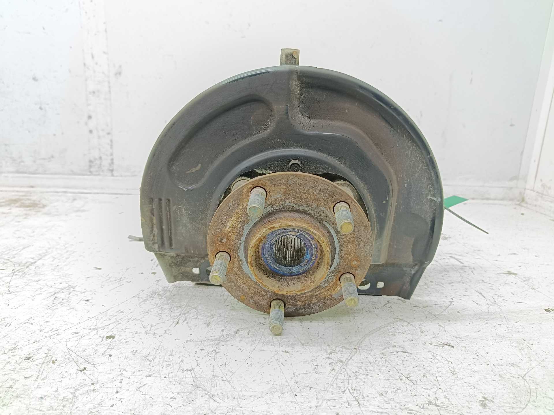 Recambio de mangueta delantera derecha para mitsubishi grandis (na0w) 2.0 di-d inform referencia OEM IAM   