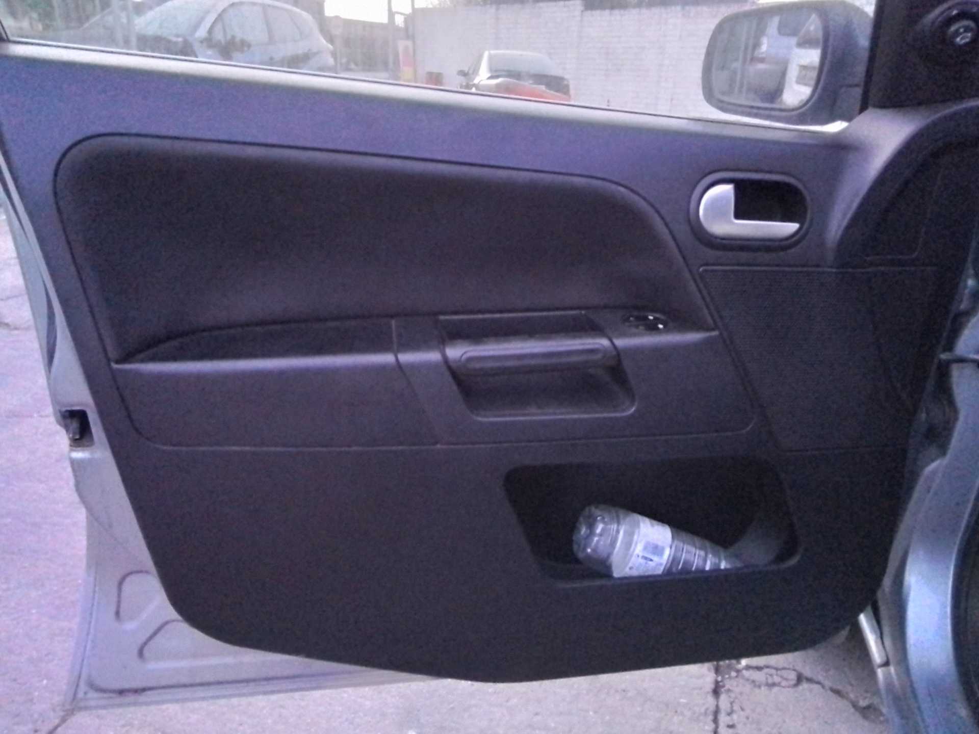 Recambio de guarnecido puerta delantera izquierda para ford fusion (cbk) ambiente referencia OEM IAM   