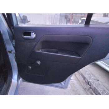 GUARNECIDO PUERTA TRASERA DERECHA 