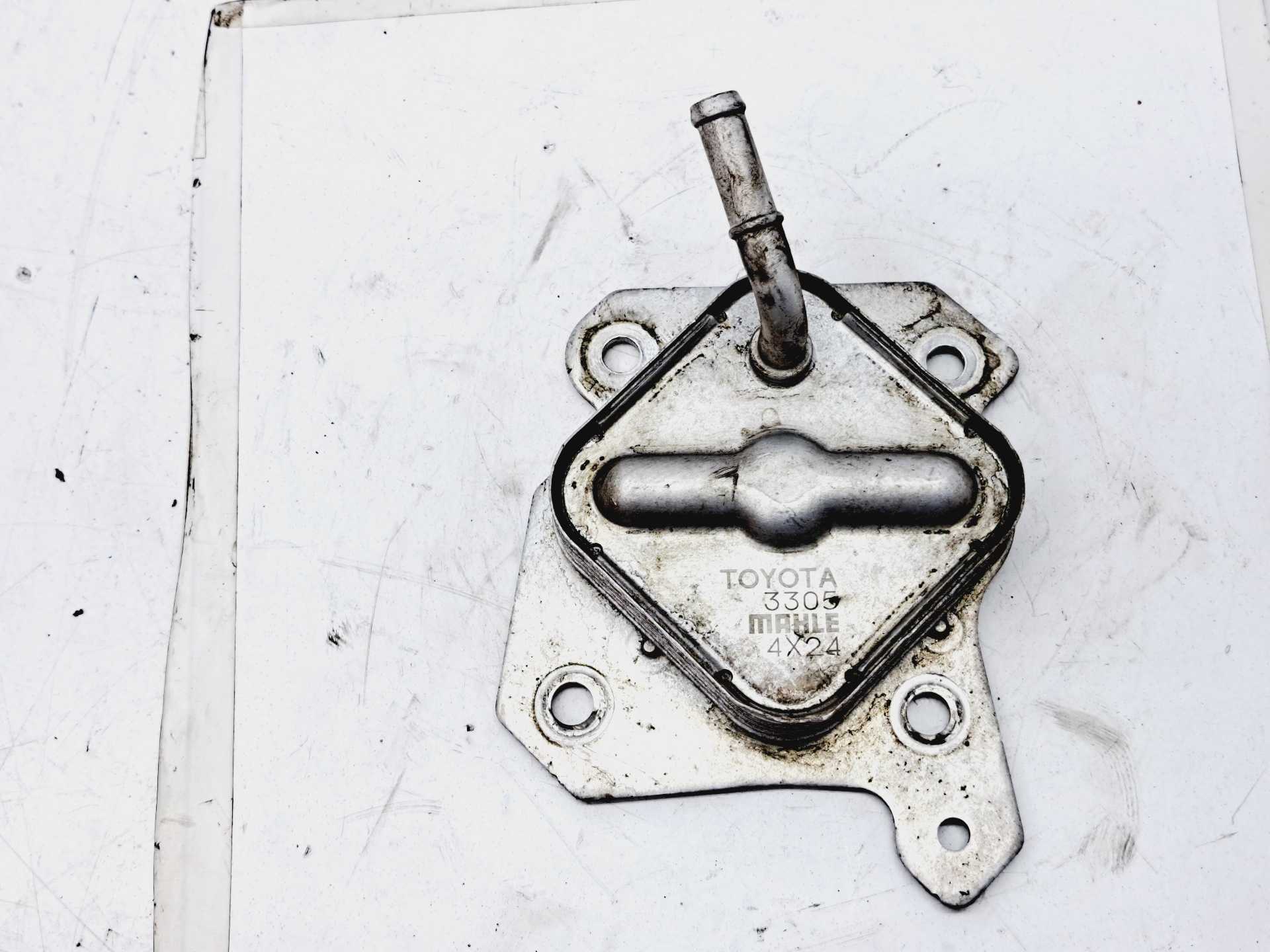 Recambio de enfriador aceite motor para toyota auris active referencia OEM IAM   
