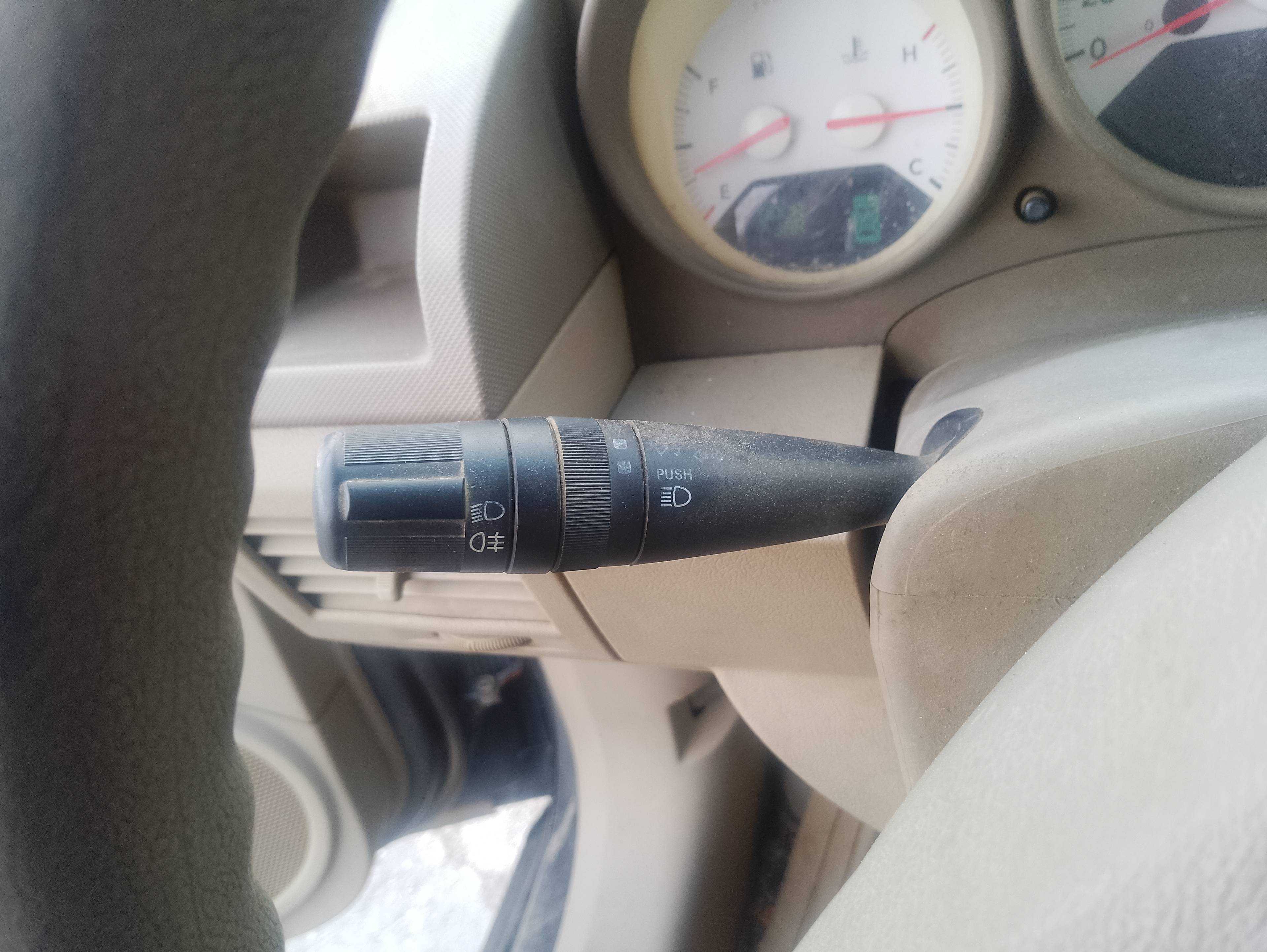 Recambio de mando intermitentes para dodge caliber s referencia OEM IAM   