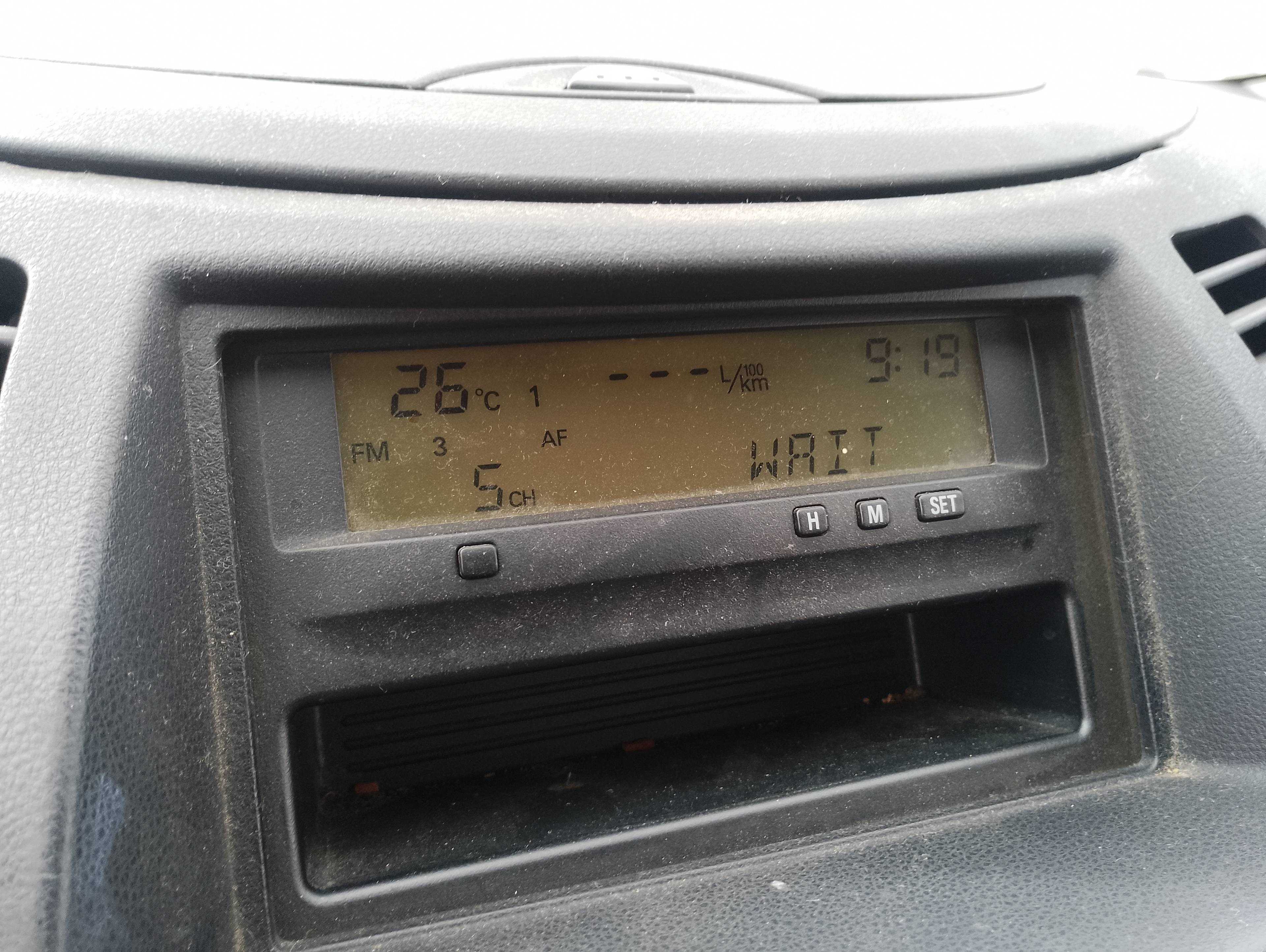 Recambio de pantalla multifuncion para mitsubishi grandis (na0w) 2.0 di-d inform referencia OEM IAM   