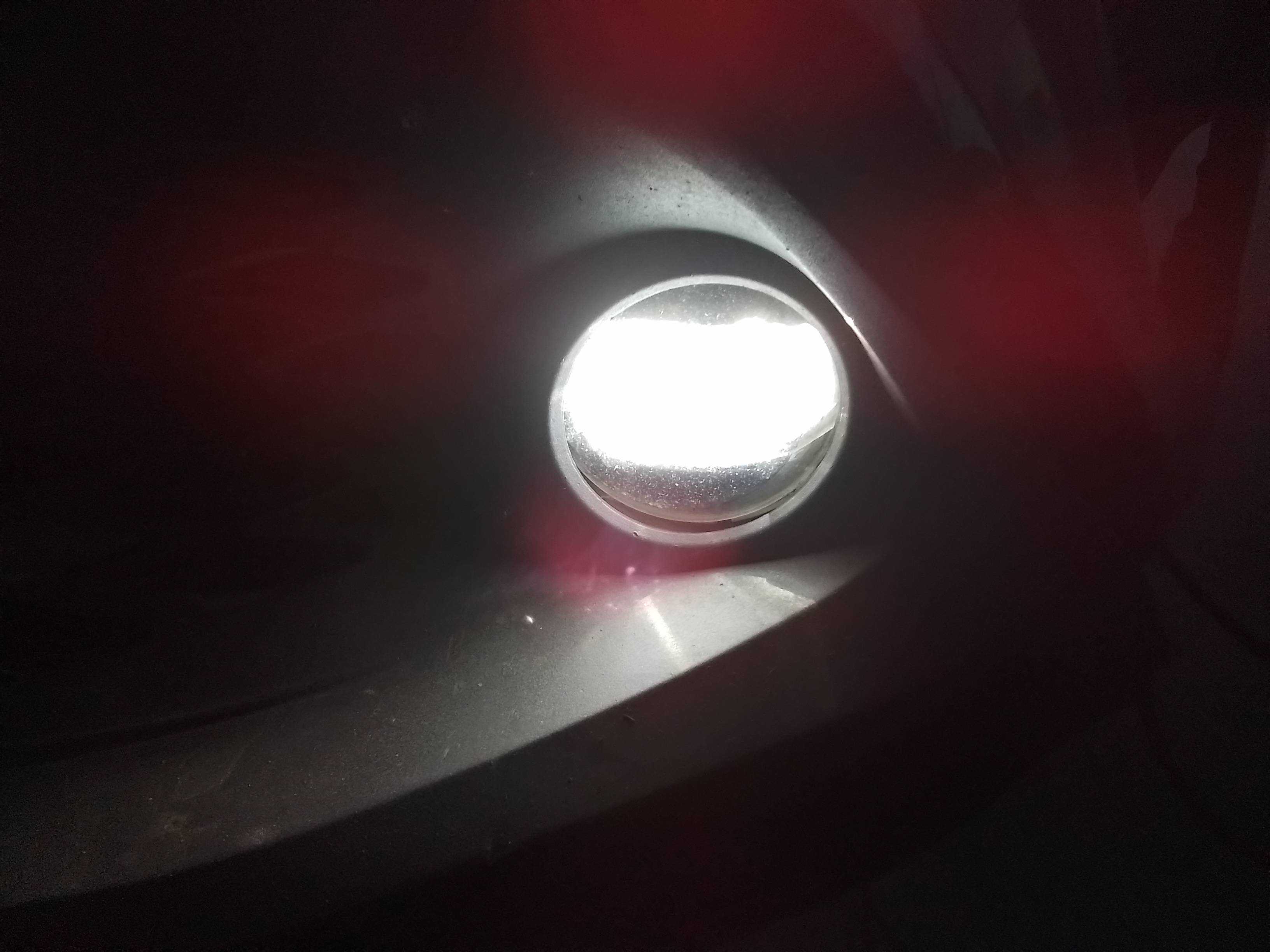 Recambio de faro antiniebla izquierdo para toyota c-hr hybrid active referencia OEM IAM   