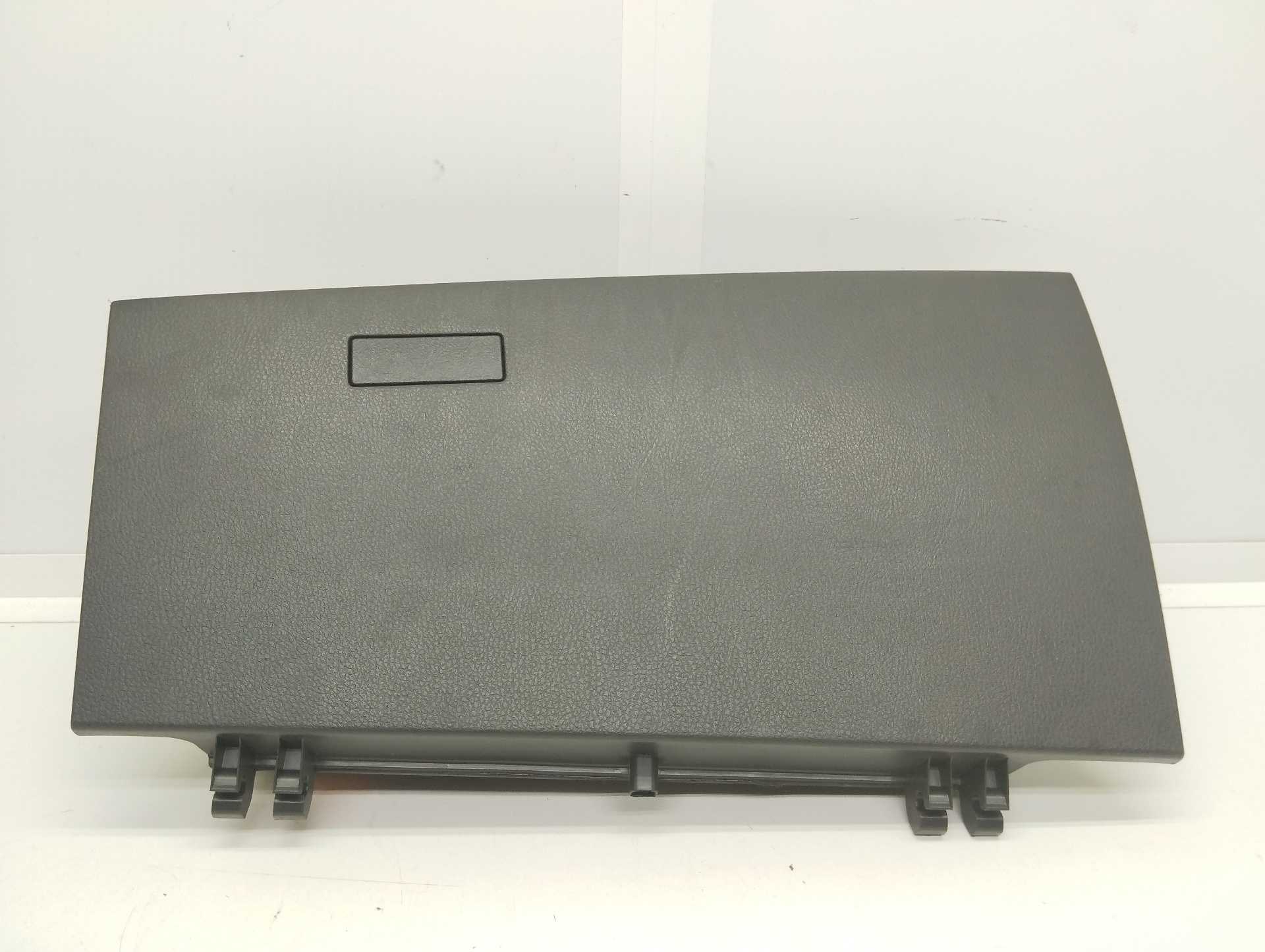 Recambio de guantera para toyota c-hr hybrid active referencia OEM IAM 55550F4030 2304172 