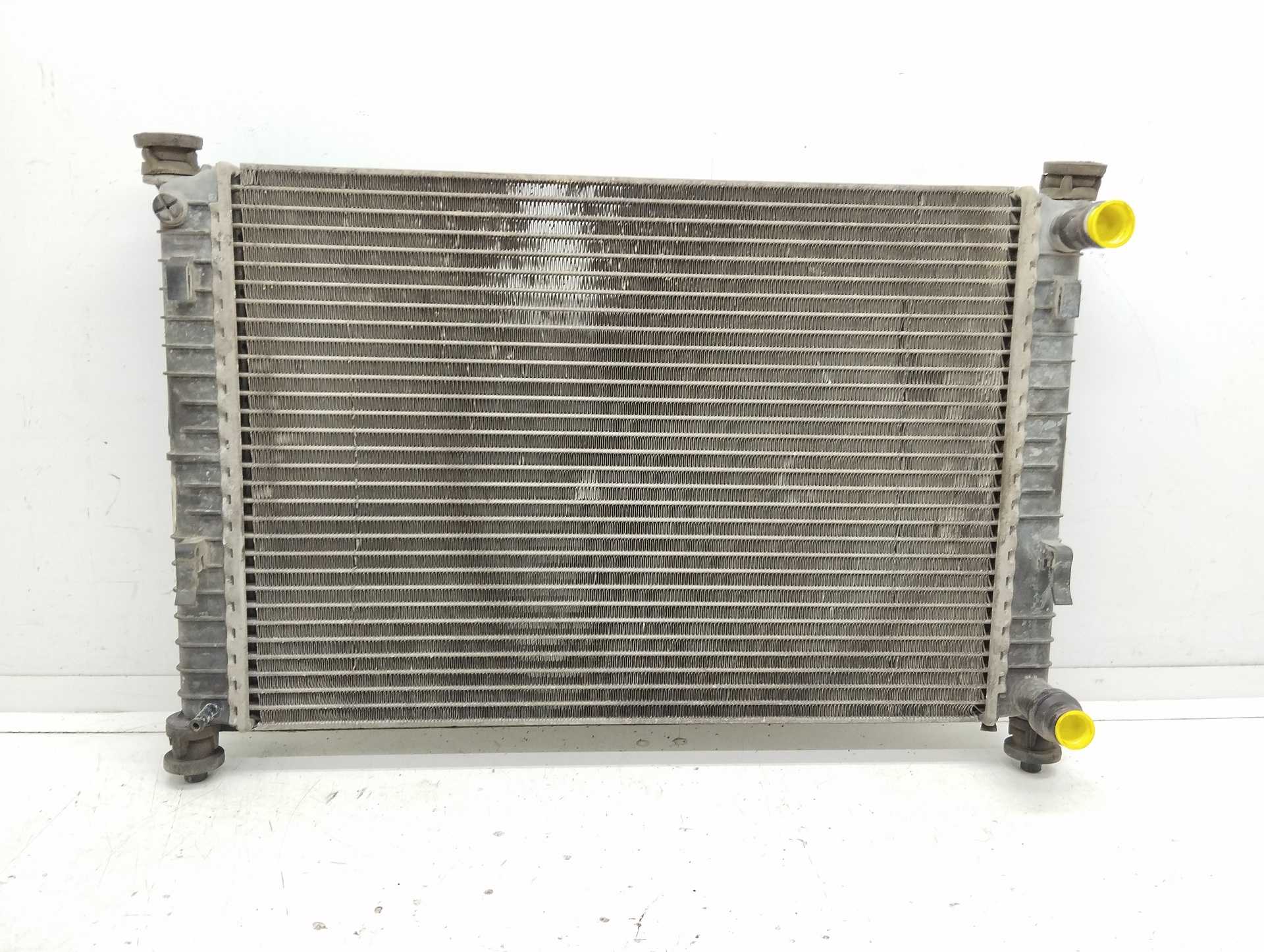 Recambio de radiador agua para ford fusion (cbk) ambiente referencia OEM IAM 4S6H8C342AC  