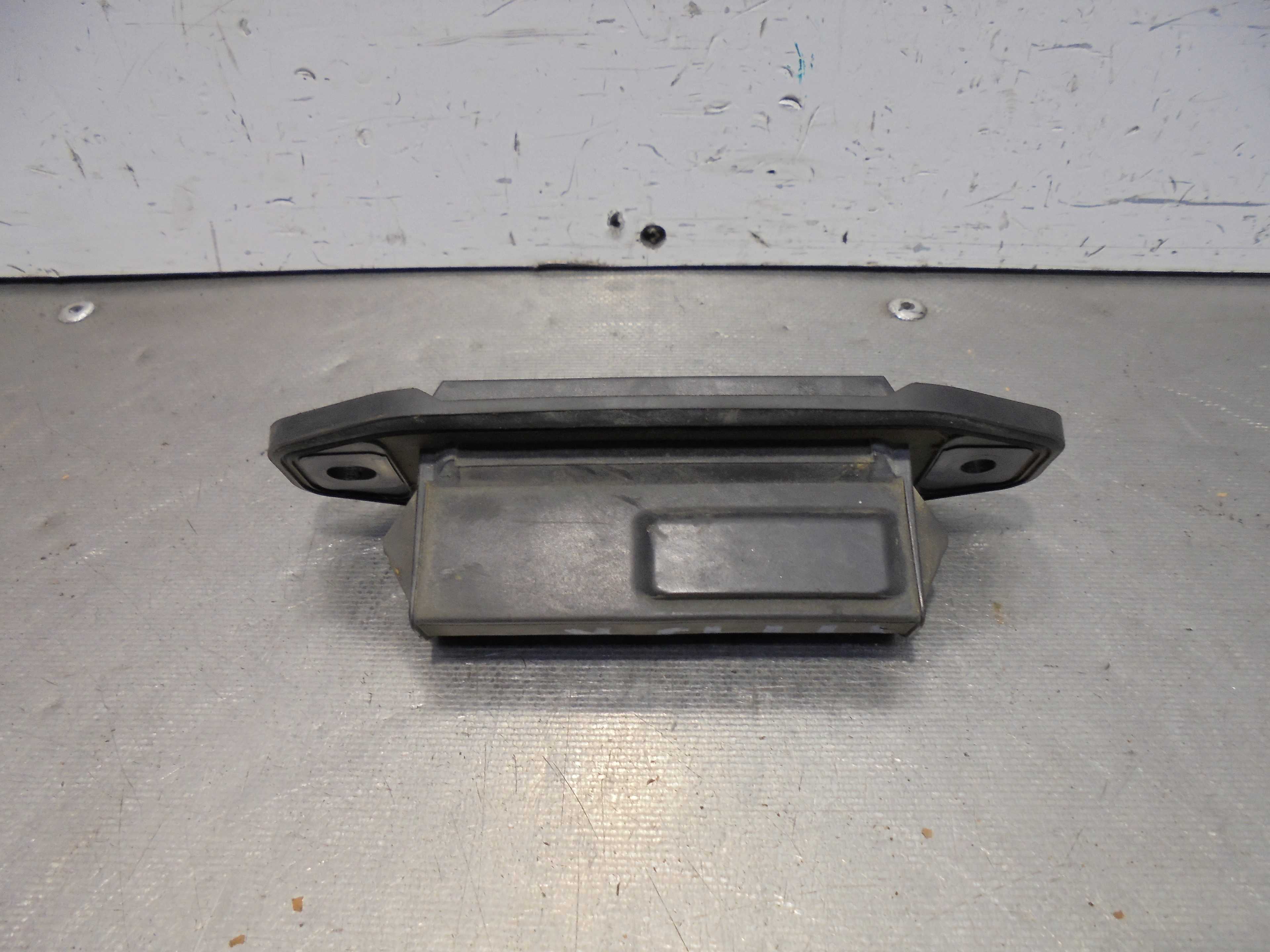 Recambio de maneta exterior porton para toyota auris active referencia OEM IAM 15C879  