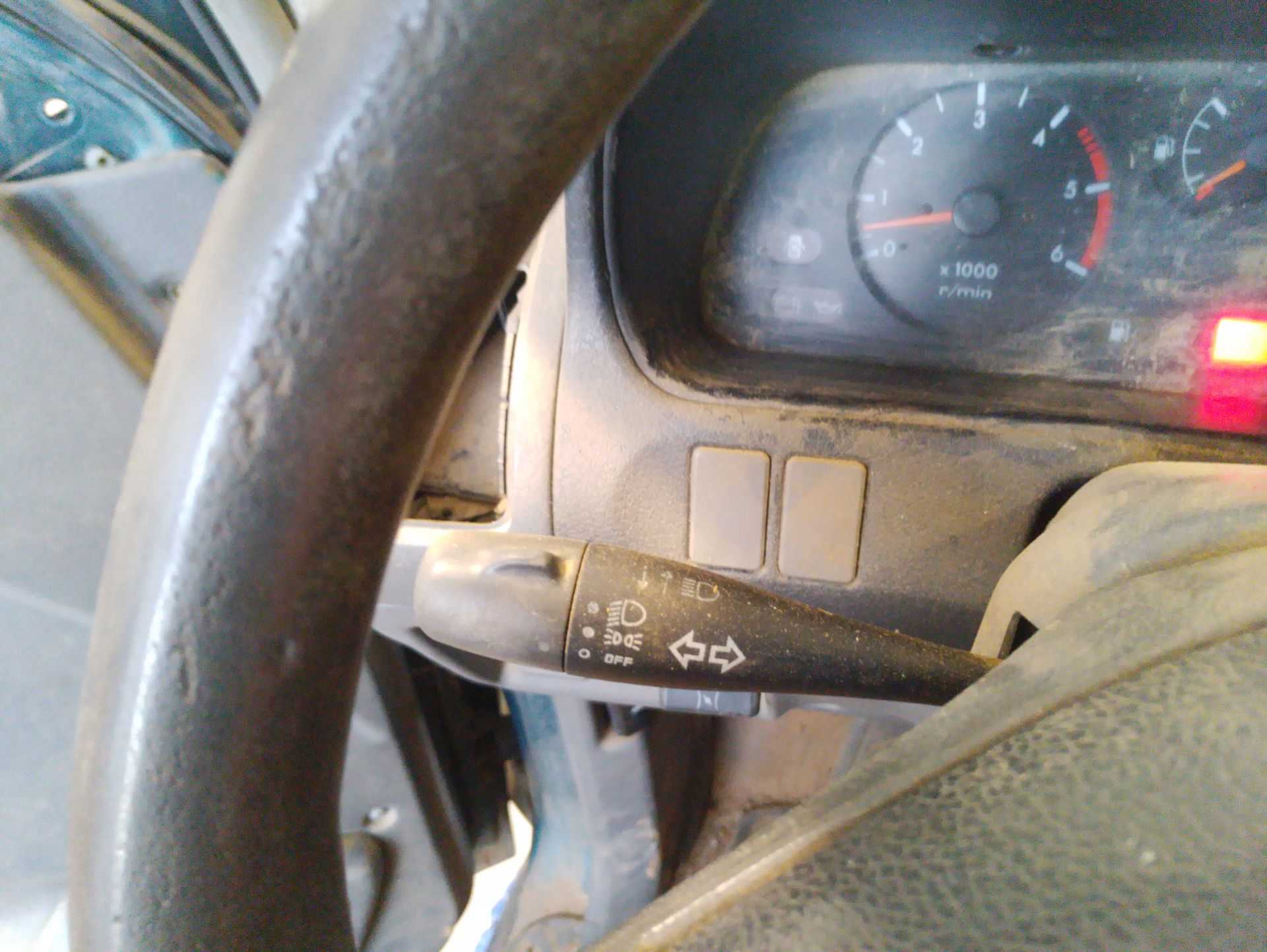Recambio de mando luces para nissan terrano ii (r20) 2.7 td 4wd referencia OEM IAM   