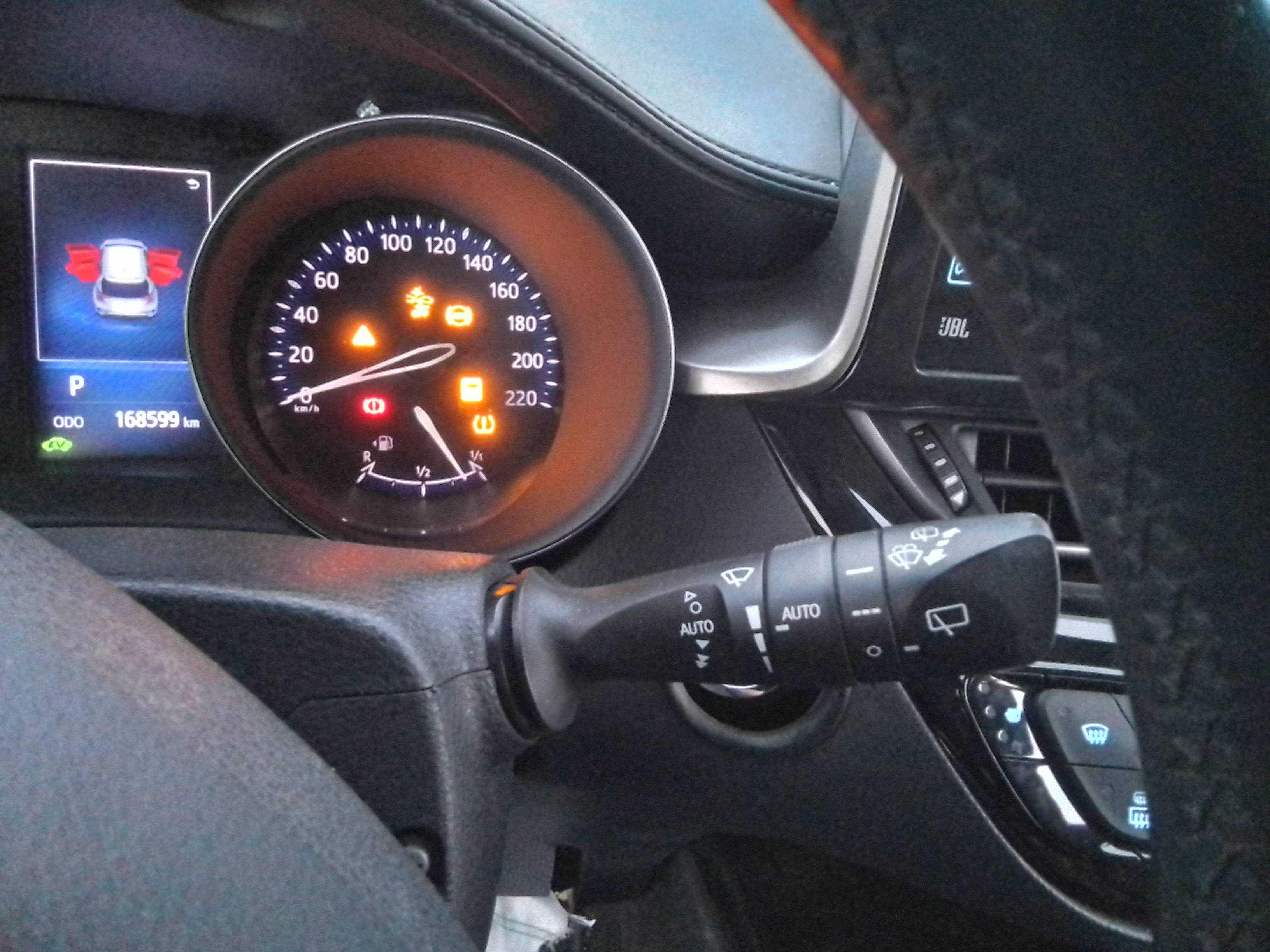 Recambio de mando limpia para toyota c-hr hybrid active referencia OEM IAM   