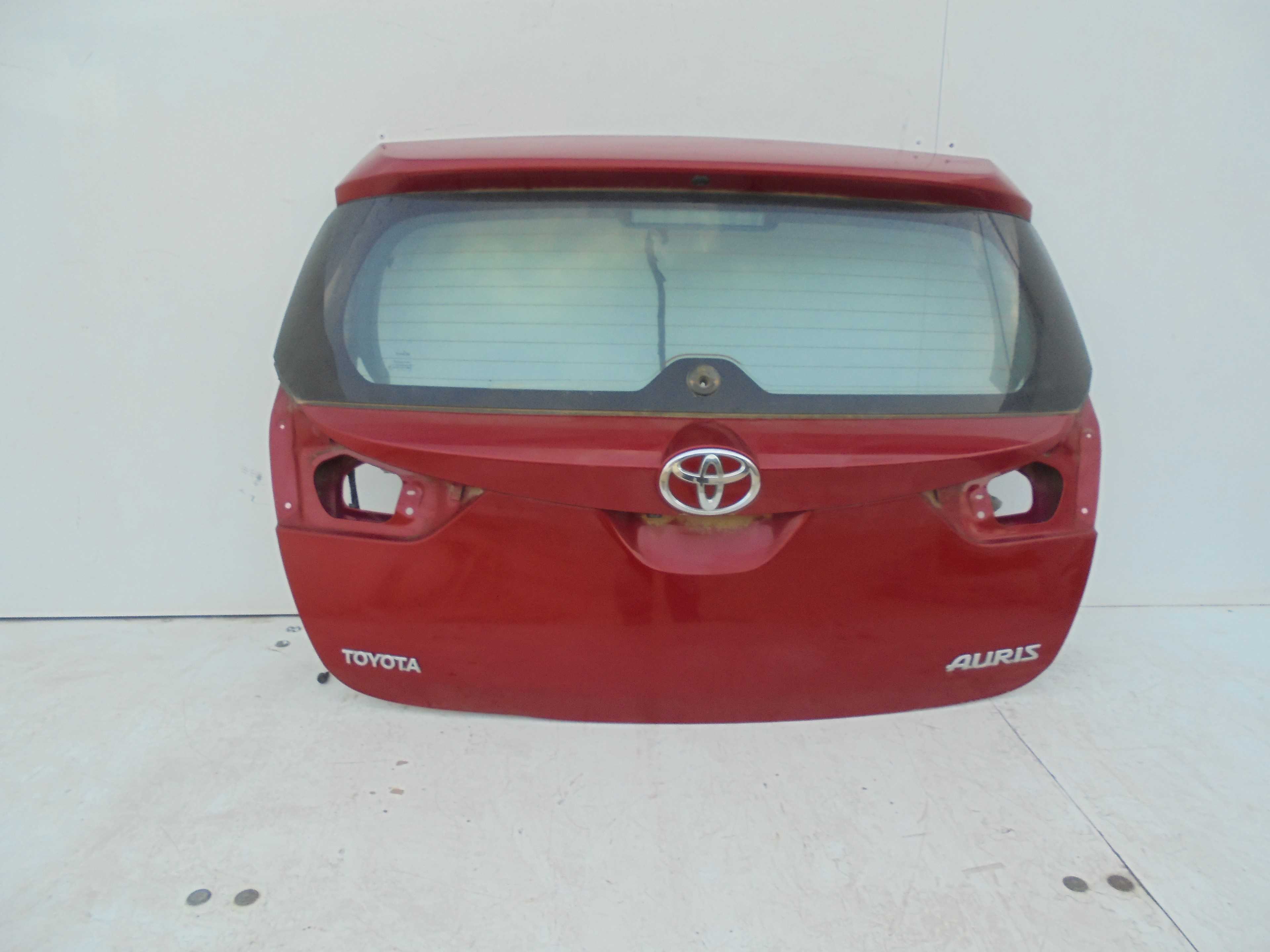 Recambio de porton trasero para toyota auris active referencia OEM IAM   