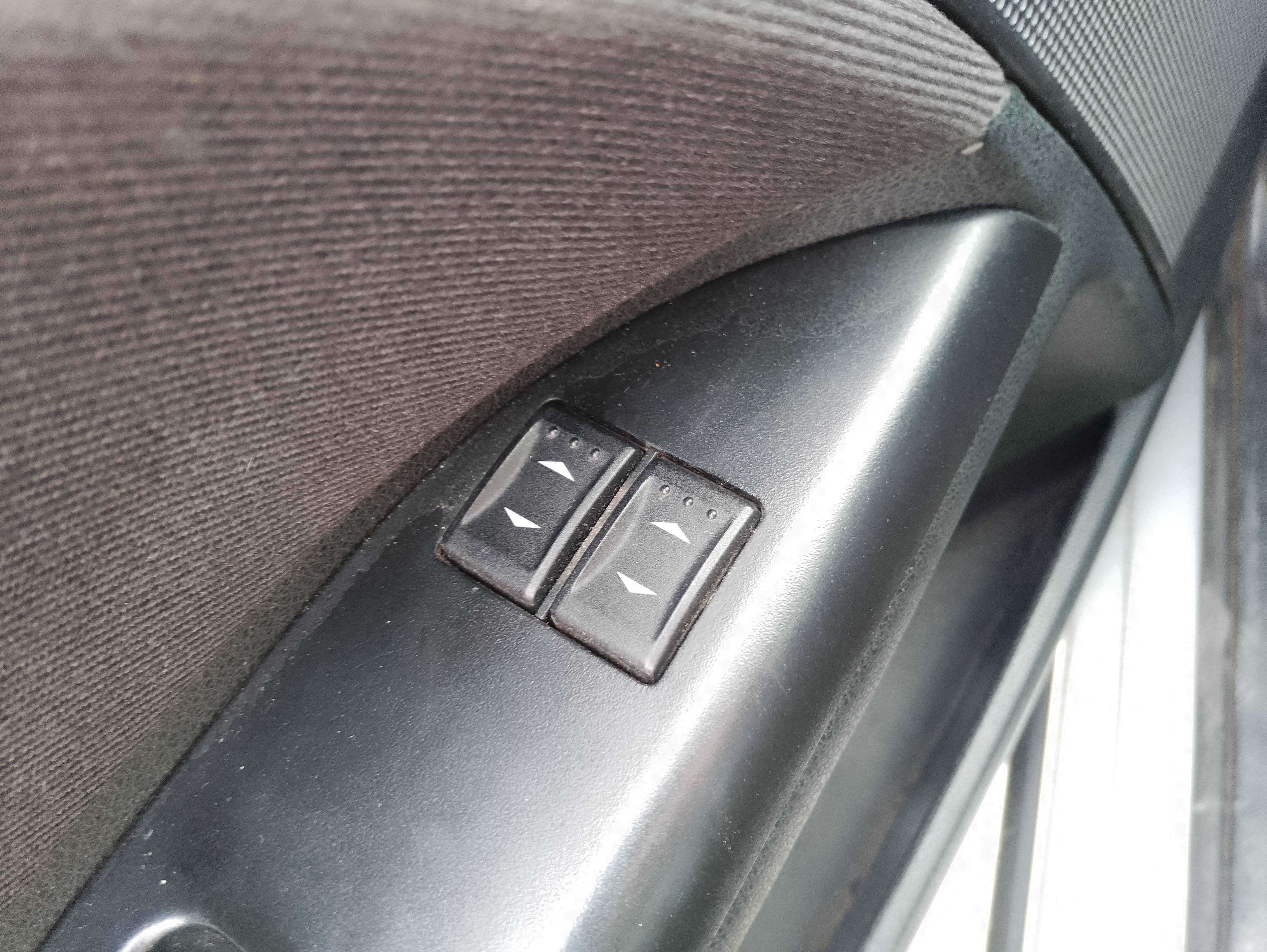 Recambio de mando elevalunas delantero izquierdo para ford mondeo berlina (ge) ambiente (06.2003) (d) referencia OEM IAM   