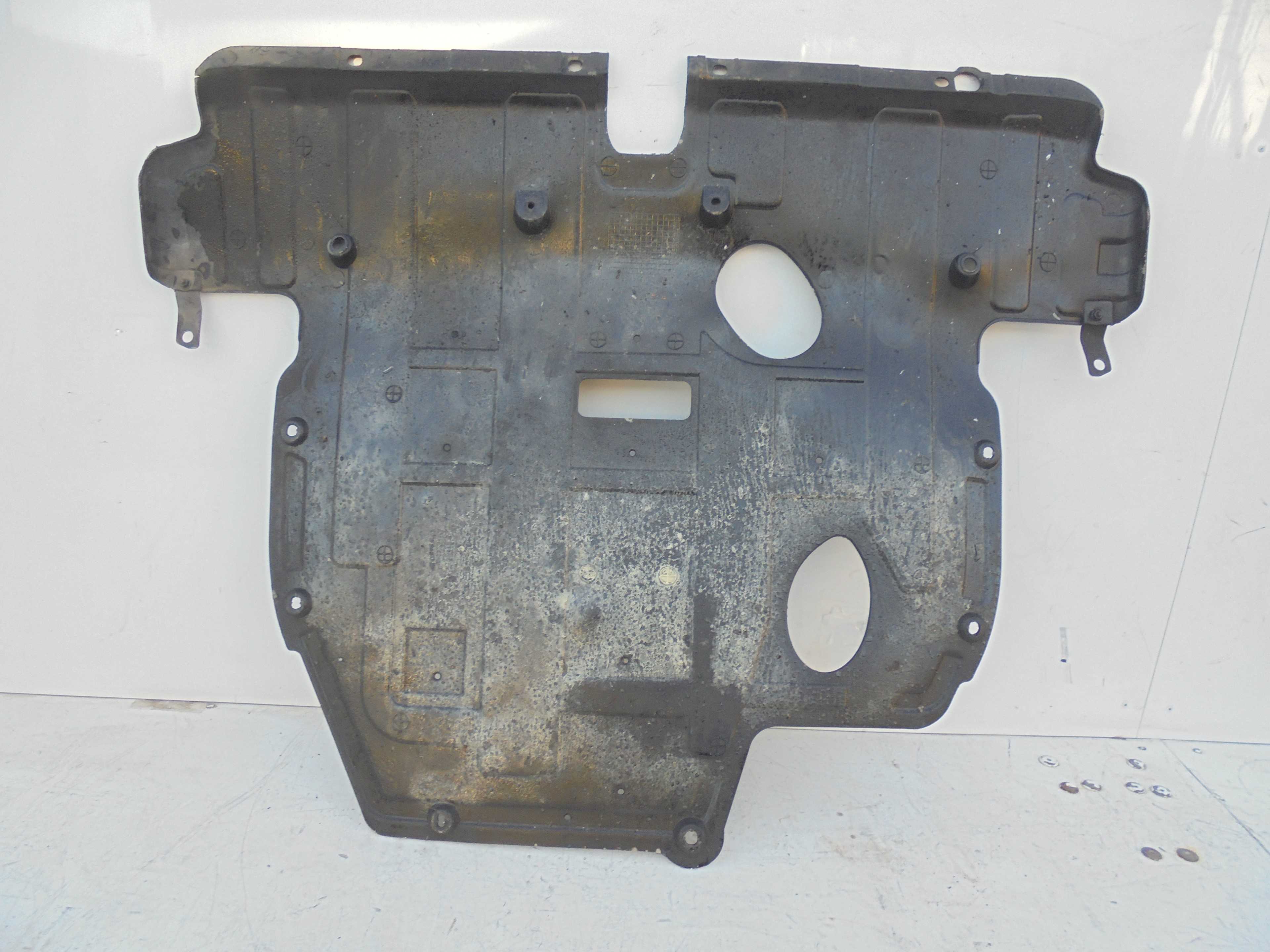 Recambio de cubrecarter para kia sorento active 4wd referencia OEM IAM   