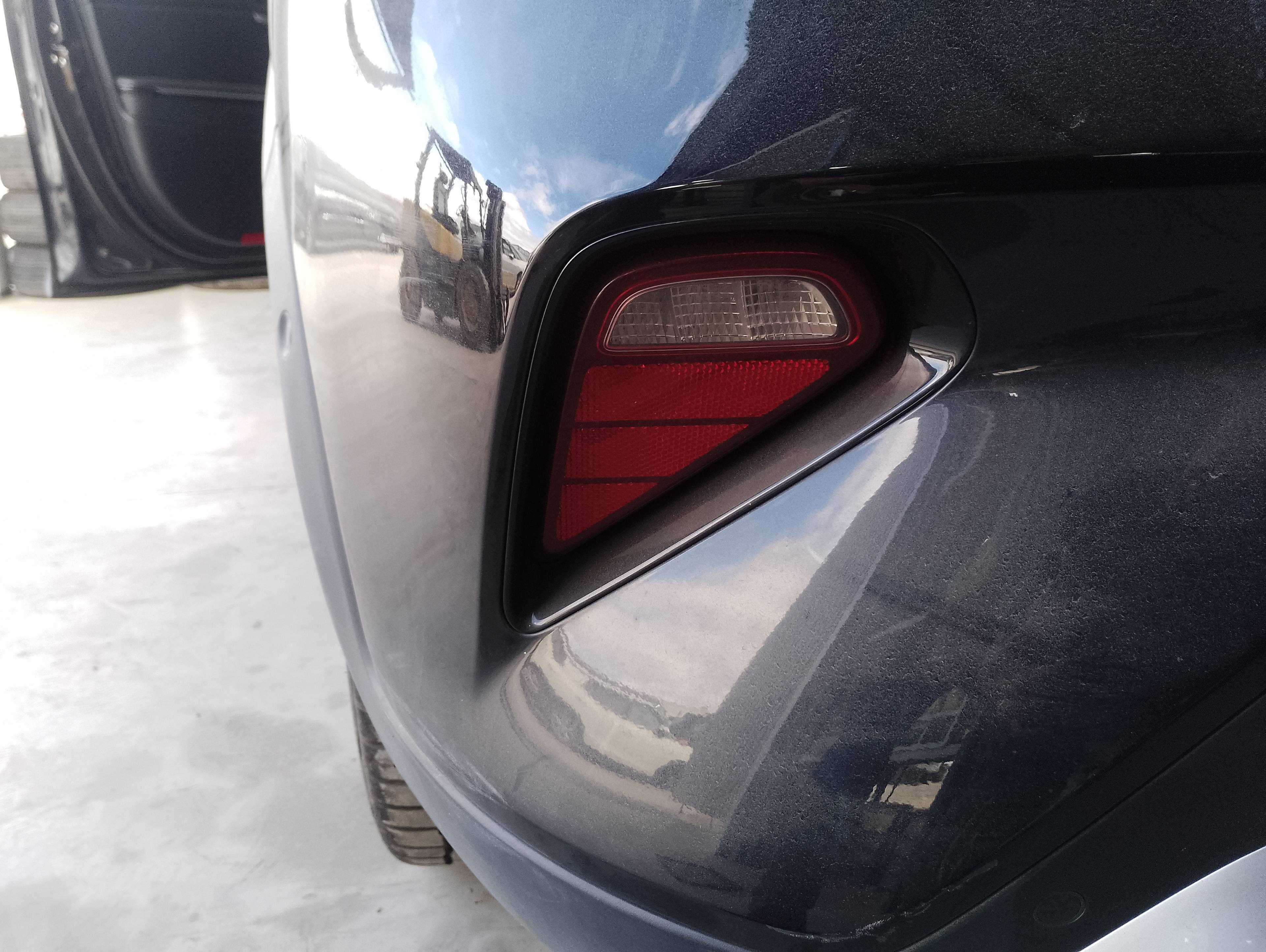 Recambio de piloto marcha atras para kia xceed drive referencia OEM IAM   