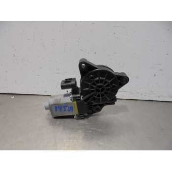 MOTOR ELEVALUNAS TRASERO DERECHO 