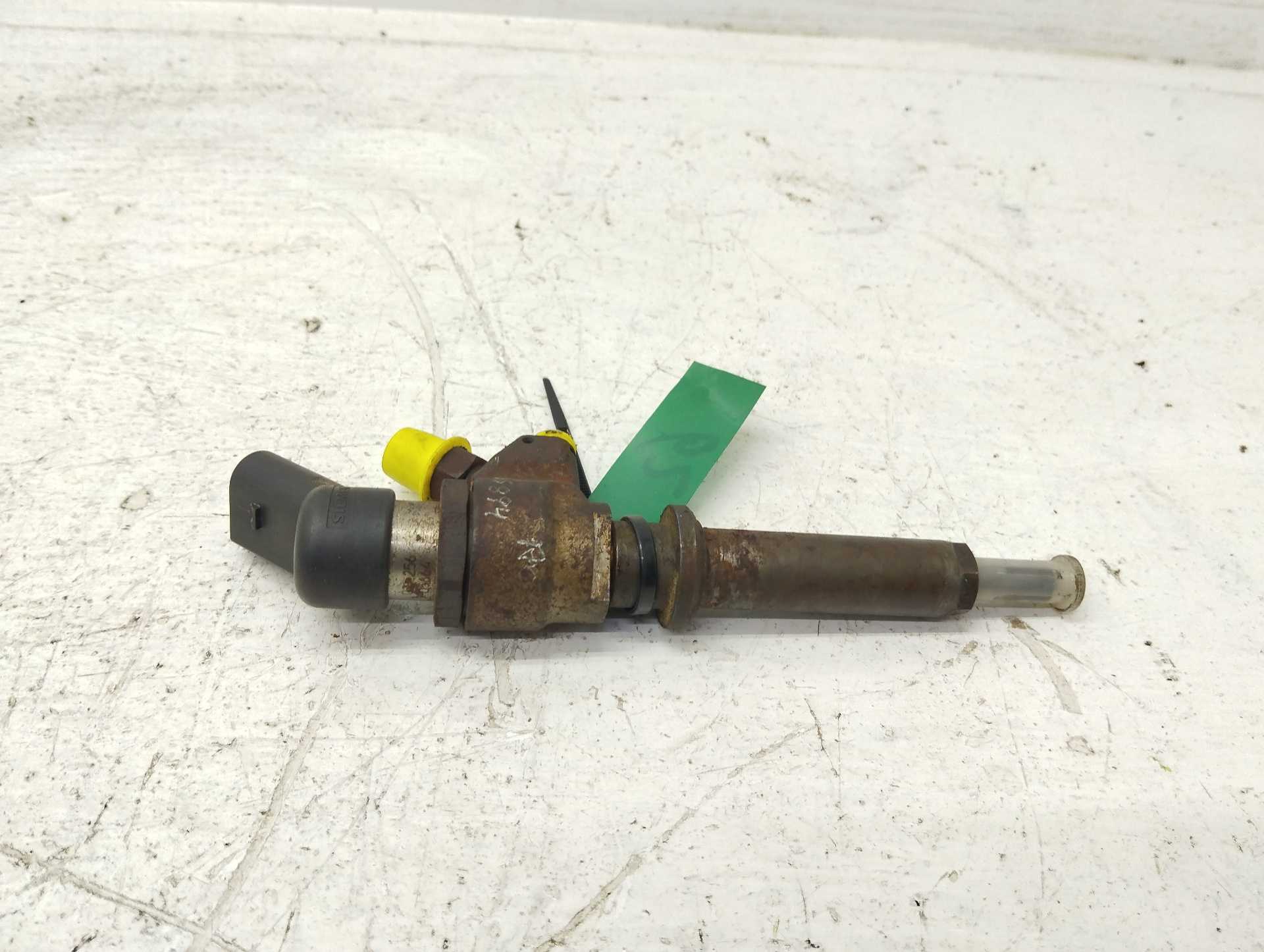 Recambio de inyector para citroën berlingo referencia OEM IAM 9636819380  