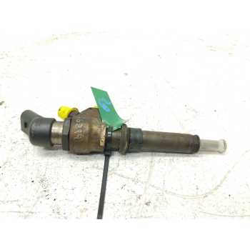 Recambio de inyector para citroën berlingo referencia OEM IAM 9636819380  