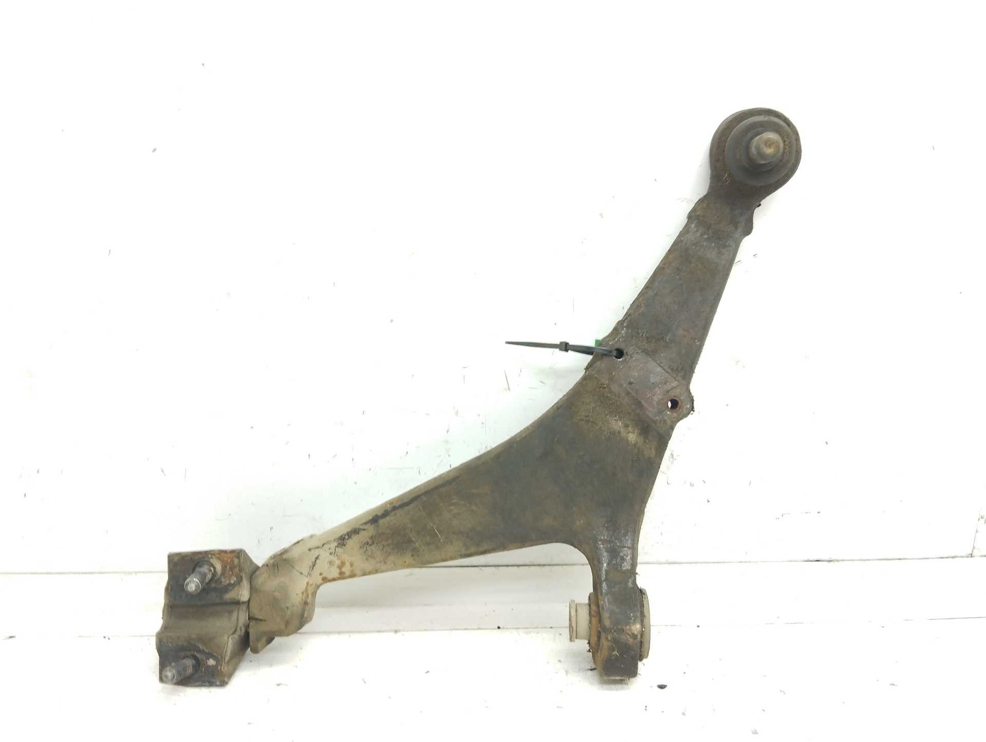 Recambio de brazo suspension superior delantero izquierdo para citroën saxo 1.5 d sx referencia OEM IAM  352078 