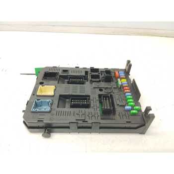 CAJA RELES / FUSIBLES 281197595 
