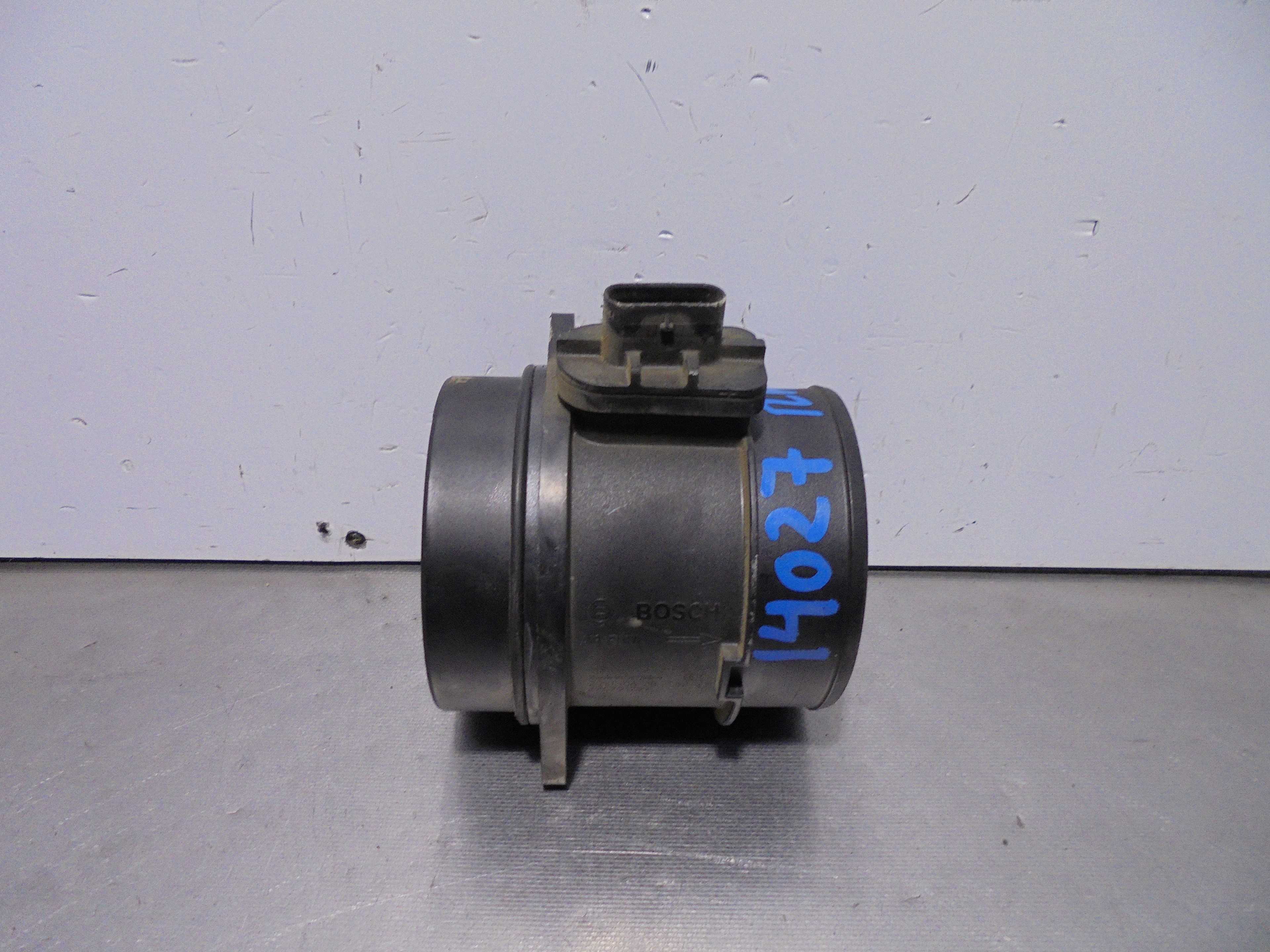 Recambio de caudalimetro para ssangyong korando 2.0 td cat referencia OEM IAM 0281006043 BOSCH 