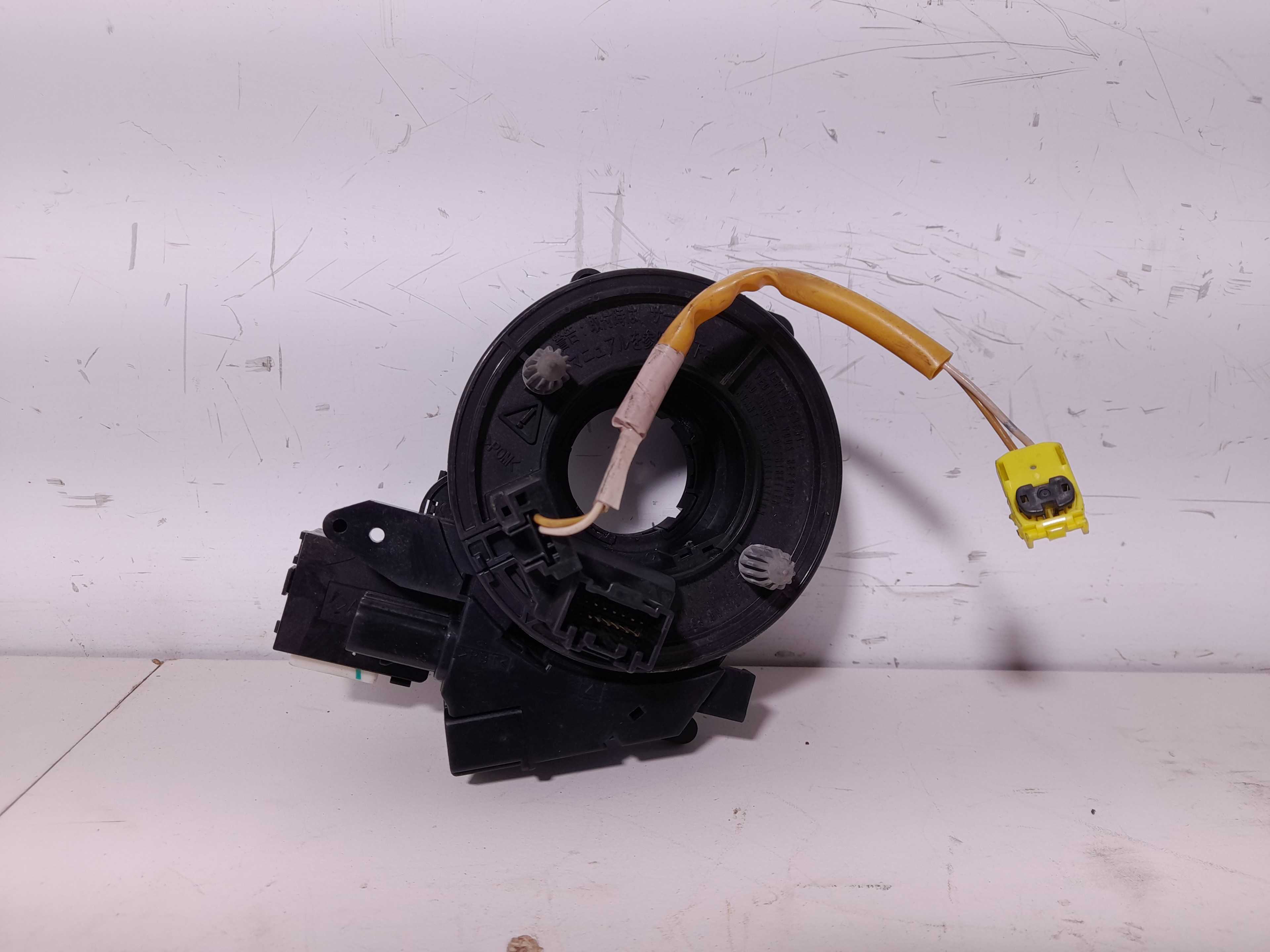 Recambio de anillo airbag para mazda 3 berlina (bk) 1.6 crdt active referencia OEM IAM   