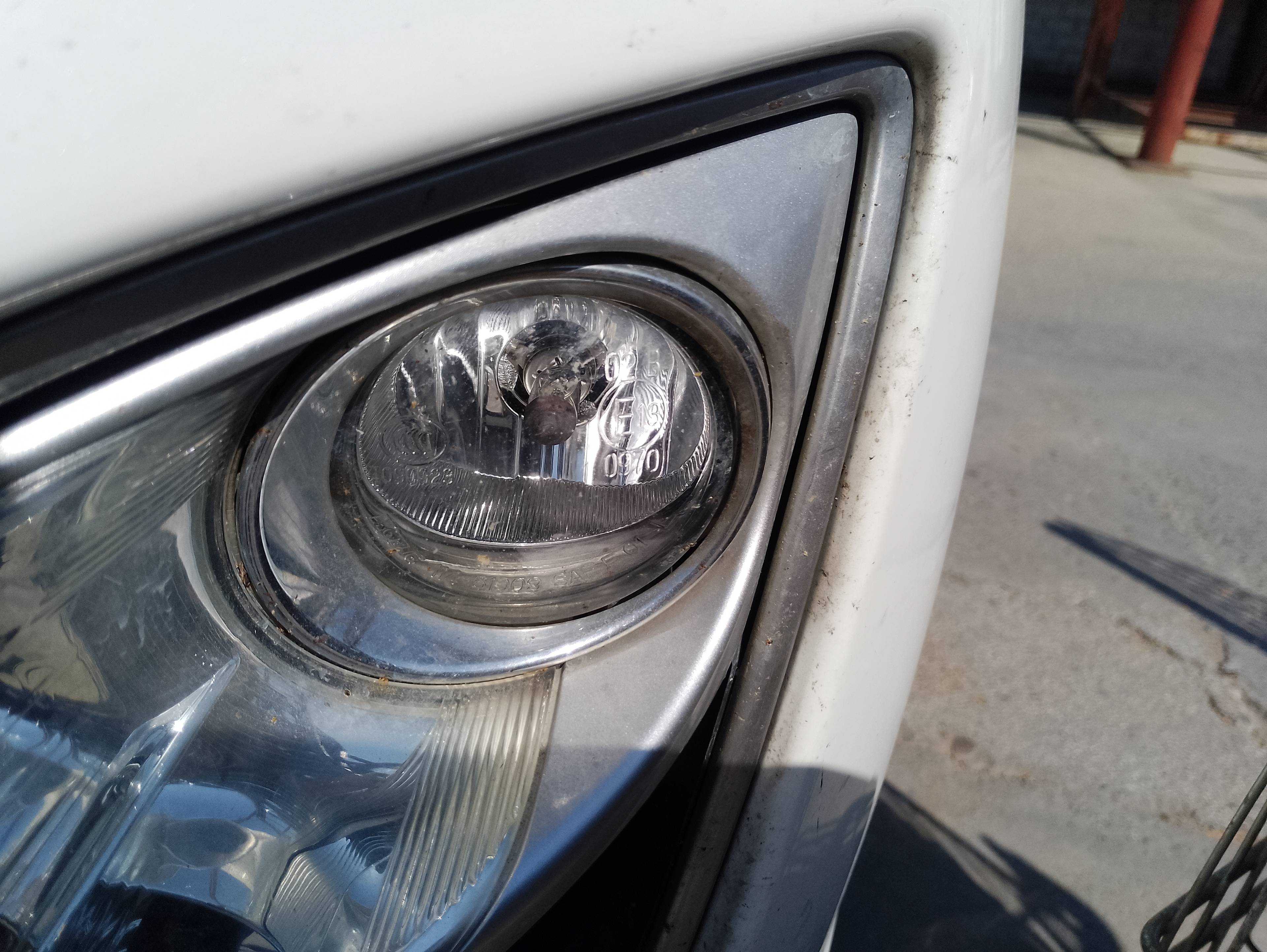 Recambio de faro antiniebla izquierdo para mazda cx-7 (er) active referencia OEM IAM   