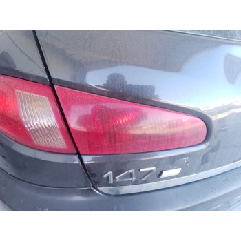 Recambio de piloto porton trasero izquierdo para alfa romeo 147 (937_) 1.9 jtd (937.axd1a, 937.bxd1a) referencia OEM IAM   