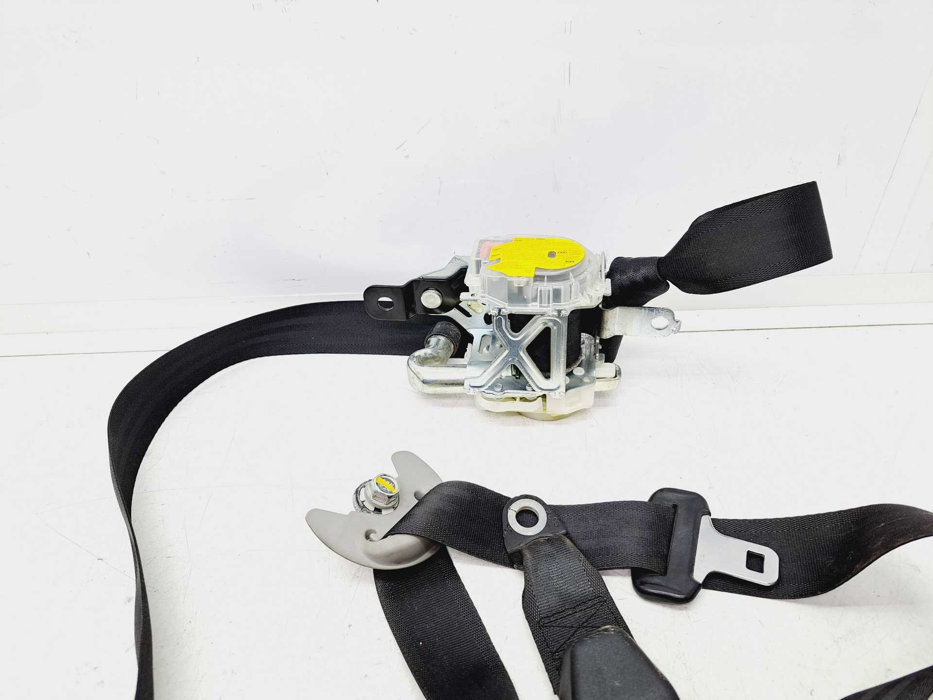 Recambio de cinturon seguridad delantero derecho para ssangyong korando 2.0 td cat referencia OEM IAM 7460334000 7460134900 