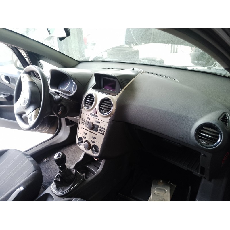 Recambio de salpicadero para opel corsa d cosmo referencia OEM IAM   