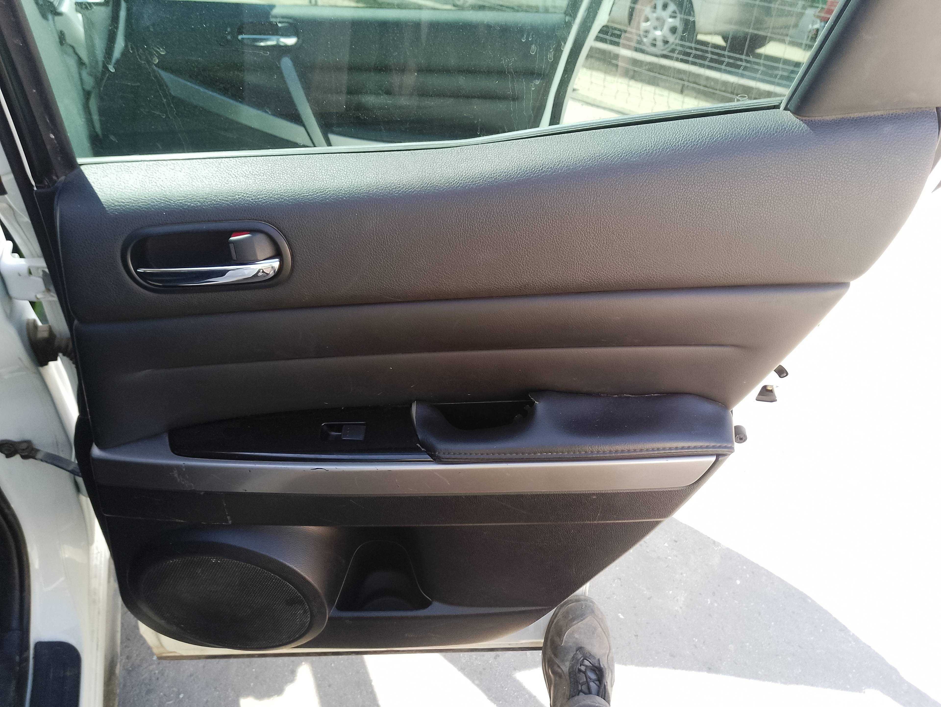 Recambio de guarnecido puerta trasera derecha para mazda cx-7 (er) active referencia OEM IAM   