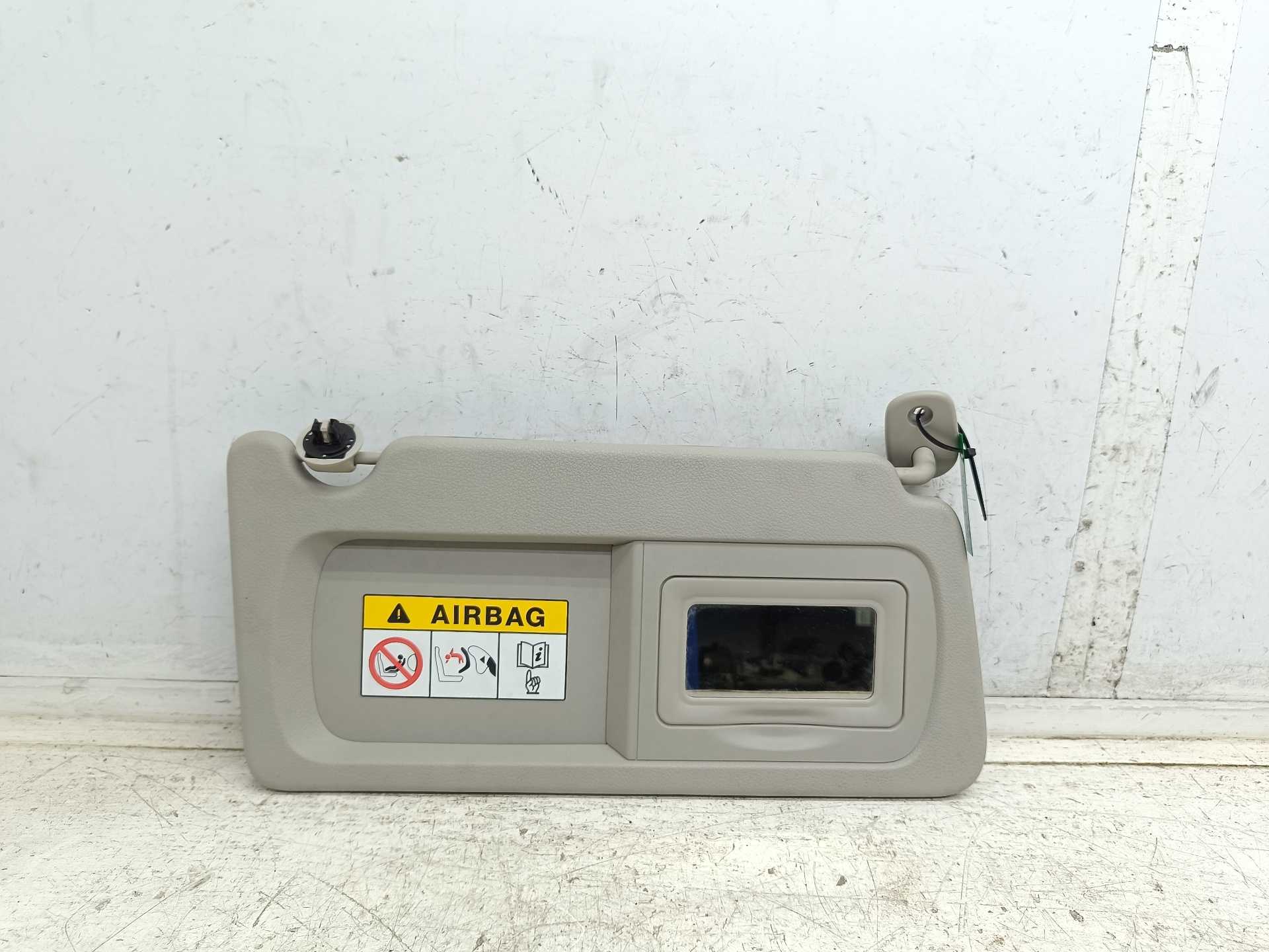 Recambio de parasol derecho para dacia lodgy laureate referencia OEM IAM 568200221084  
