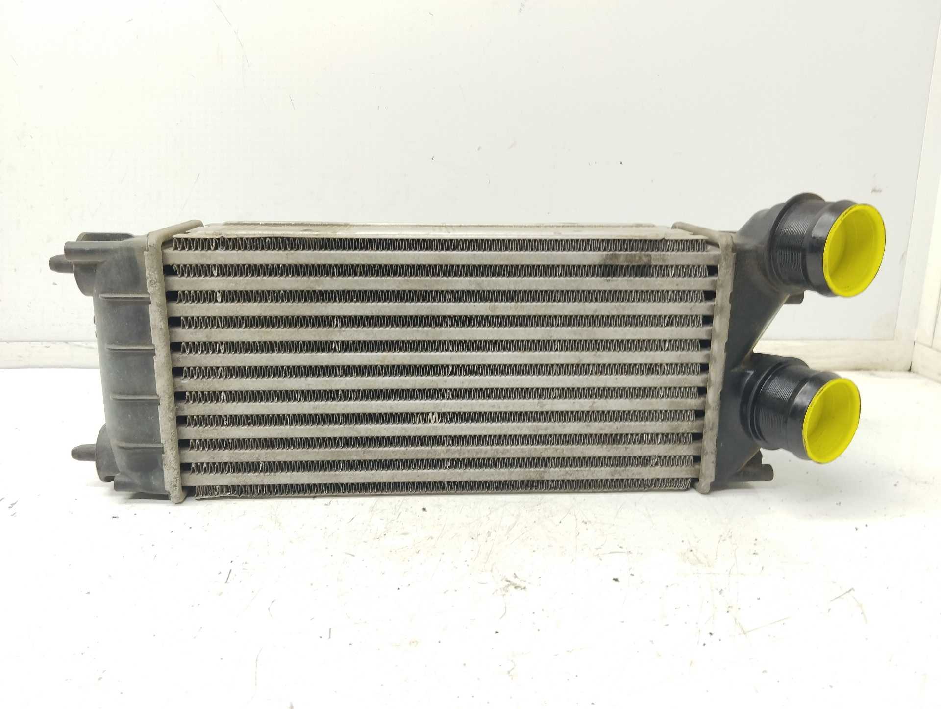 Recambio de intercooler para peugeot 308 access referencia OEM IAM 9684212480 M144105C 