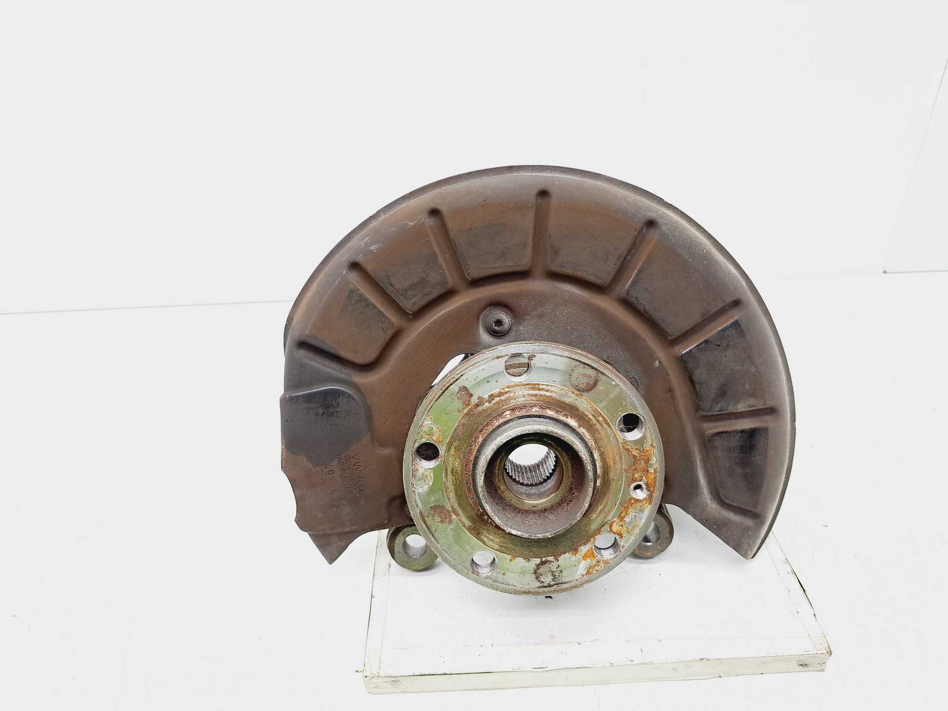 Recambio de mangueta delantera derecha para volkswagen touran (1t3) 1.6 tdi dpf referencia OEM IAM   