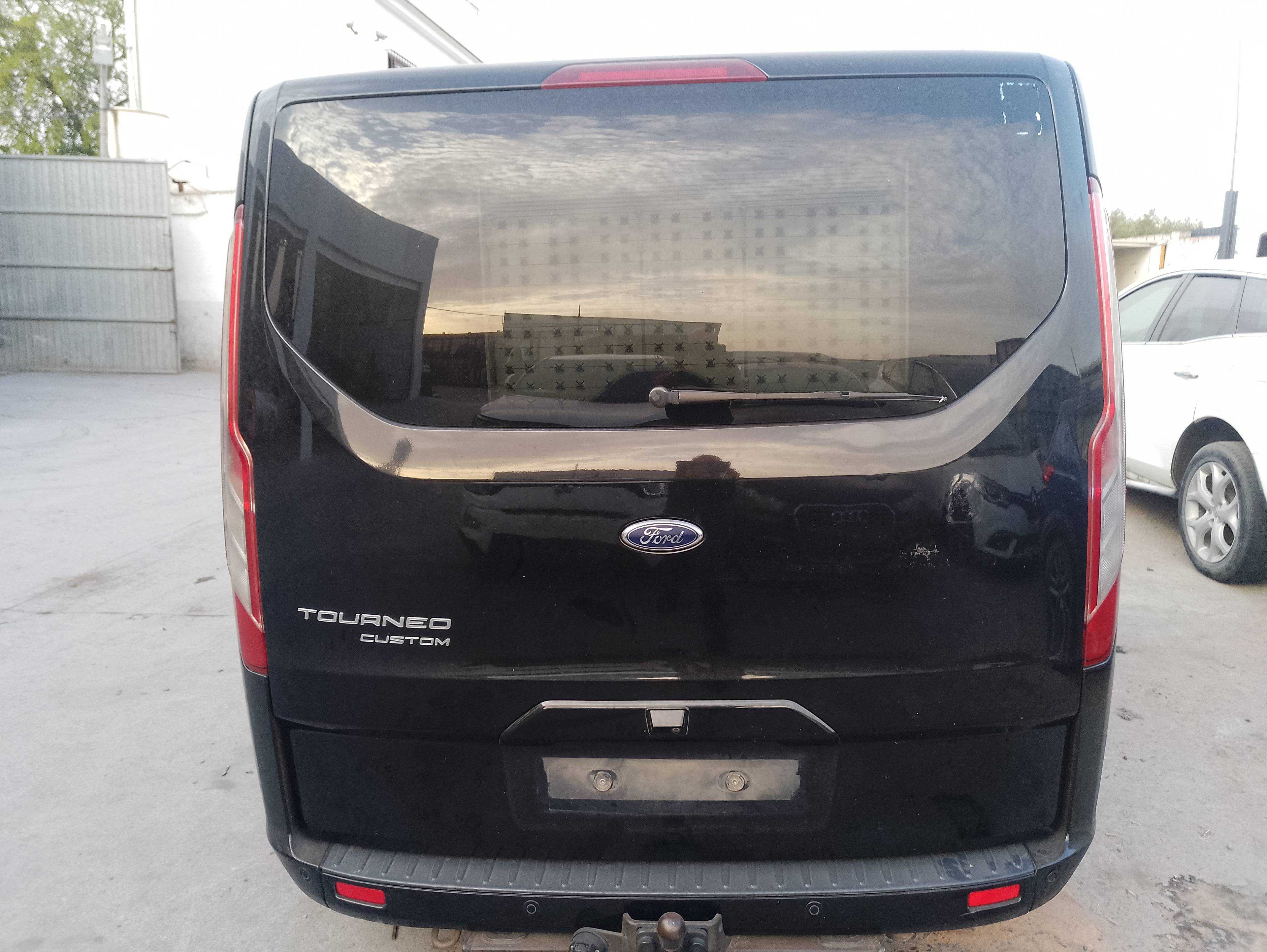 Recambio de porton trasero para ford transit custom kombi 300 l1 tourneo sport referencia OEM IAM 2640424  