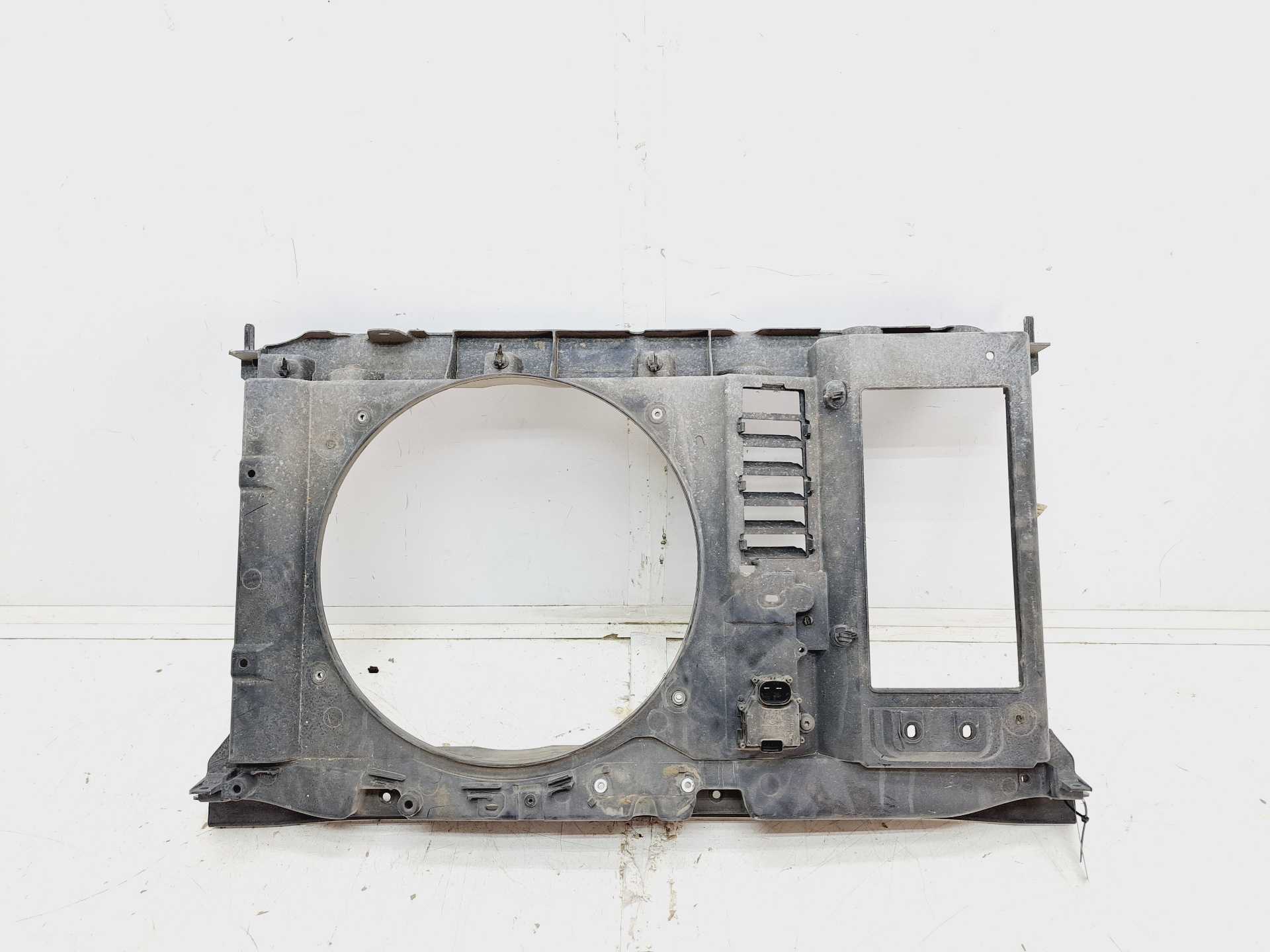 Recambio de panel frontal para peugeot 308 access referencia OEM IAM 9676568780  