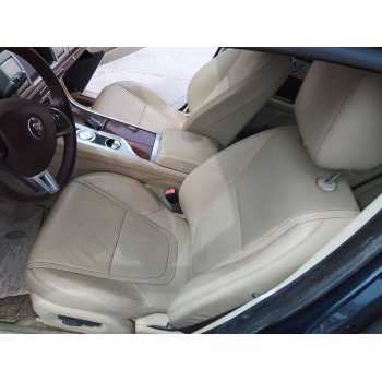 ASIENTO DELANTERO IZQUIERDO 