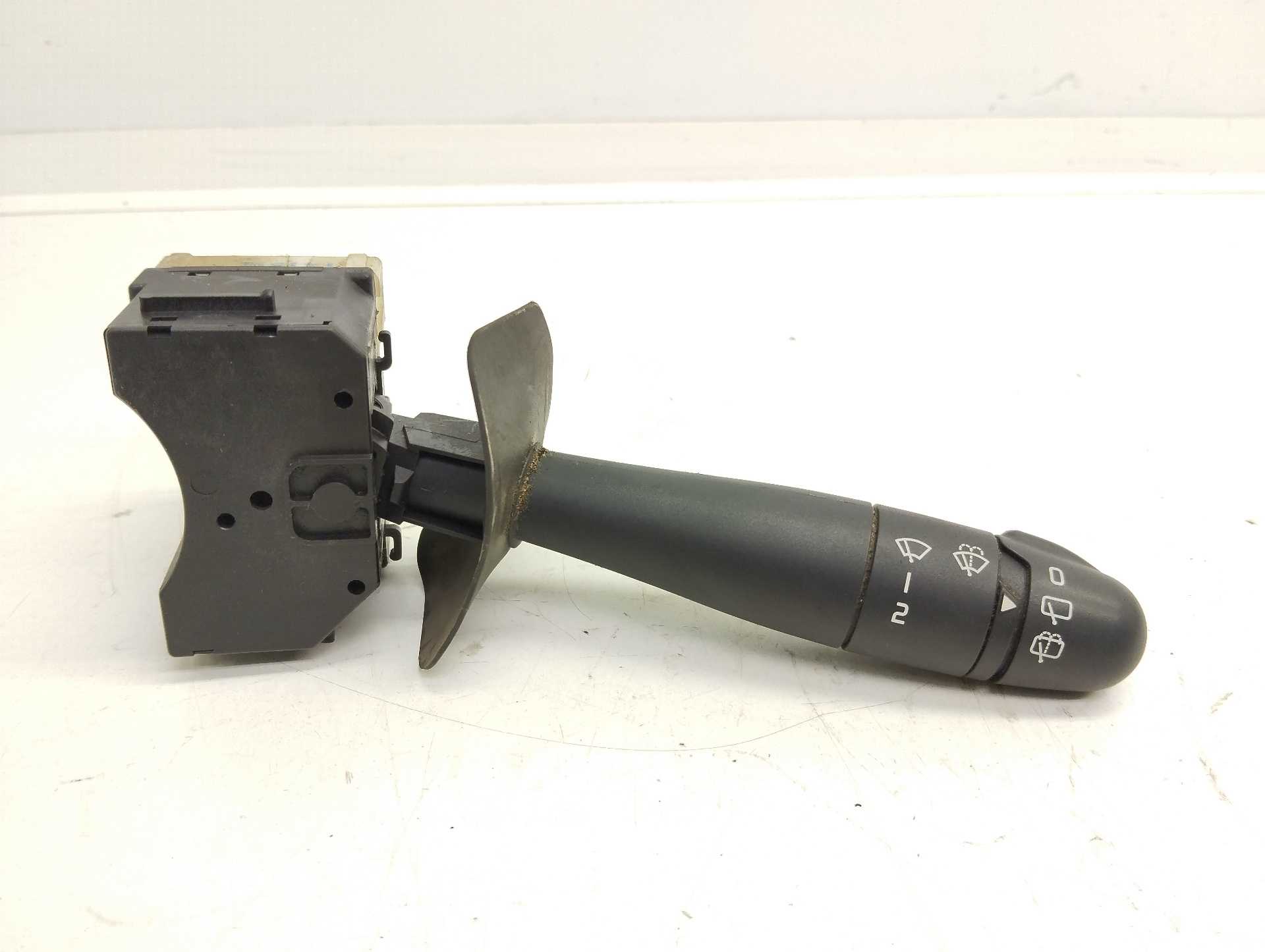 Recambio de mando limpia para renault clio ii fase ii (b/cb0) campus referencia OEM IAM  VALEO 