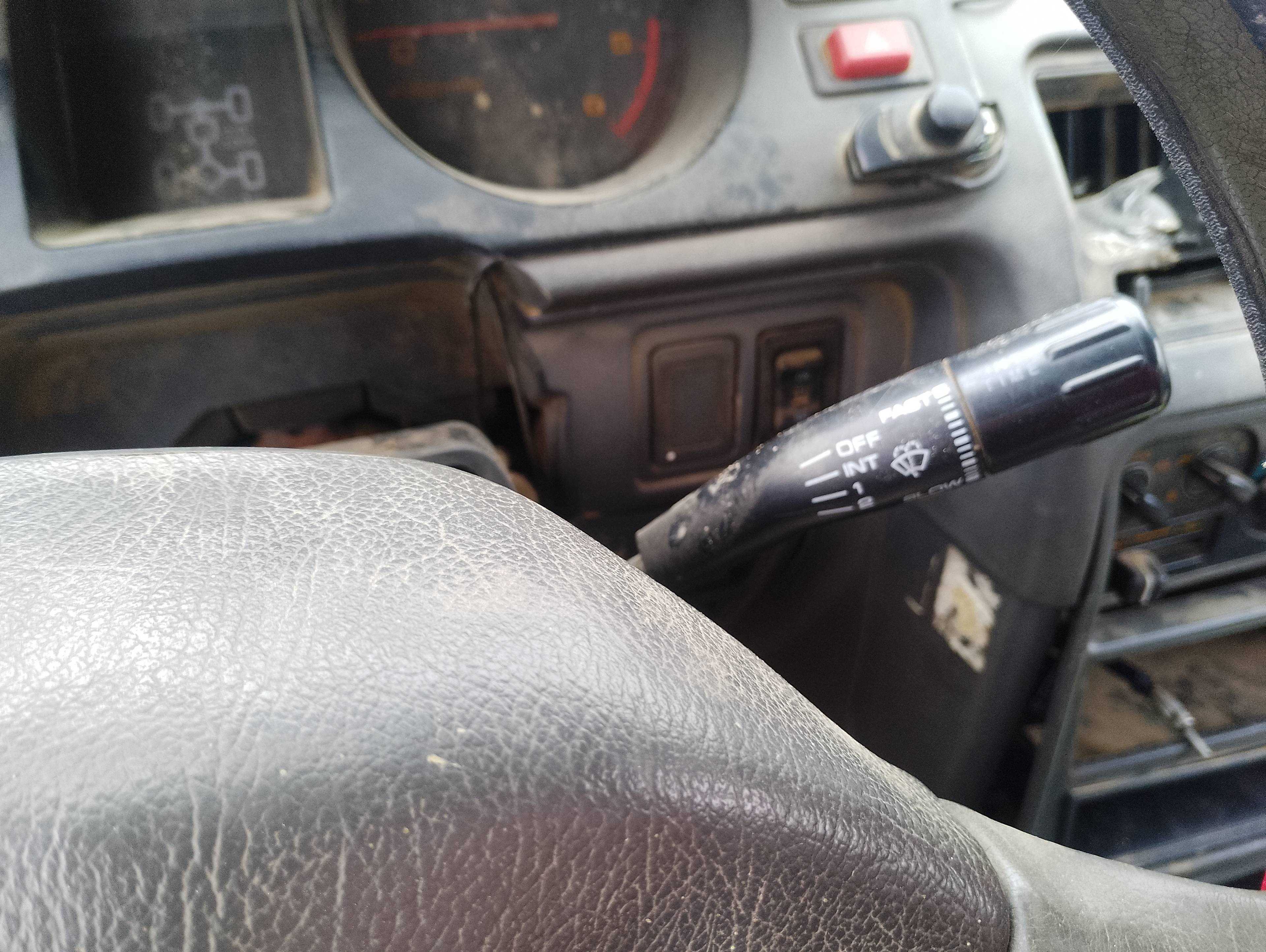 Recambio de mando limpia para mitsubishi pajero 2.5 turbodiesel referencia OEM IAM   